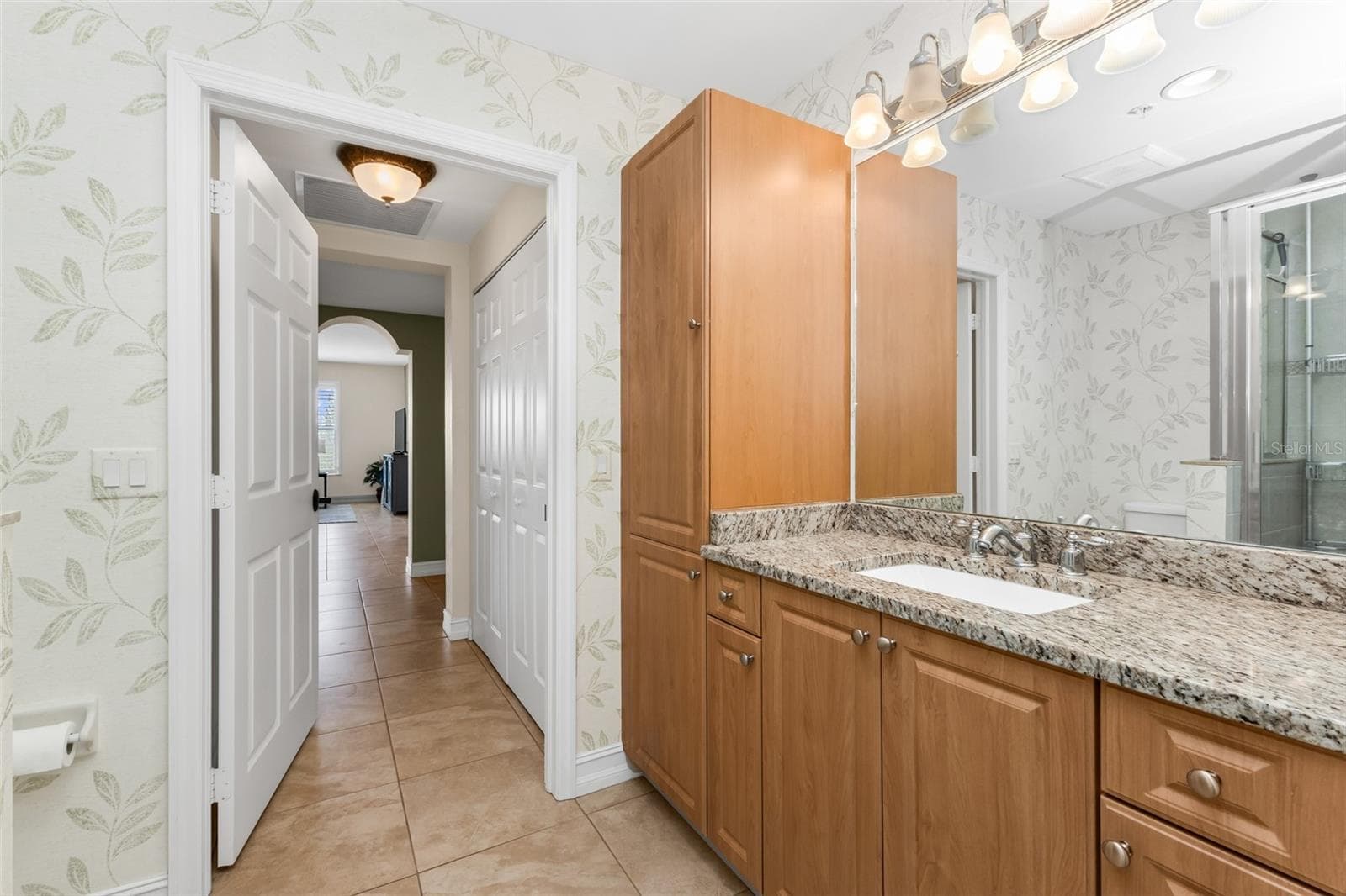 Condominium at 3340 WOOD THRUSH DR #241, PUNTA GORDA, photo 20 of 74