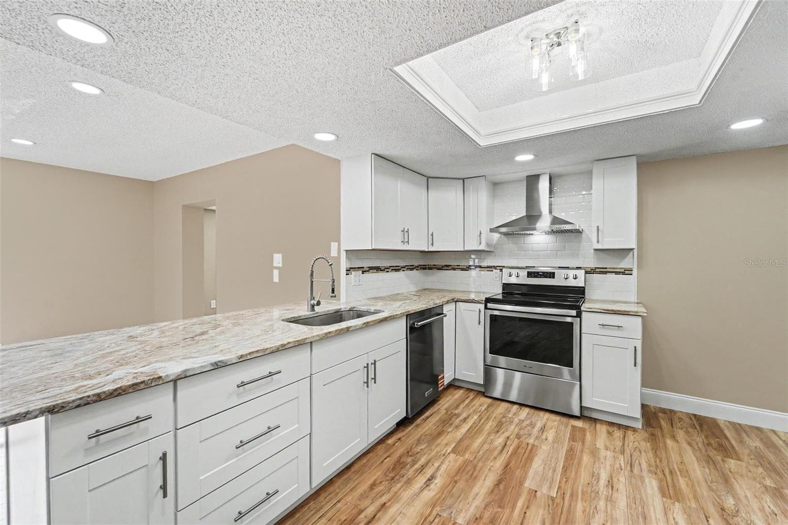 Single Family Residence at 1364 DILL AVE, SPRING HILL, photo 6 of 24