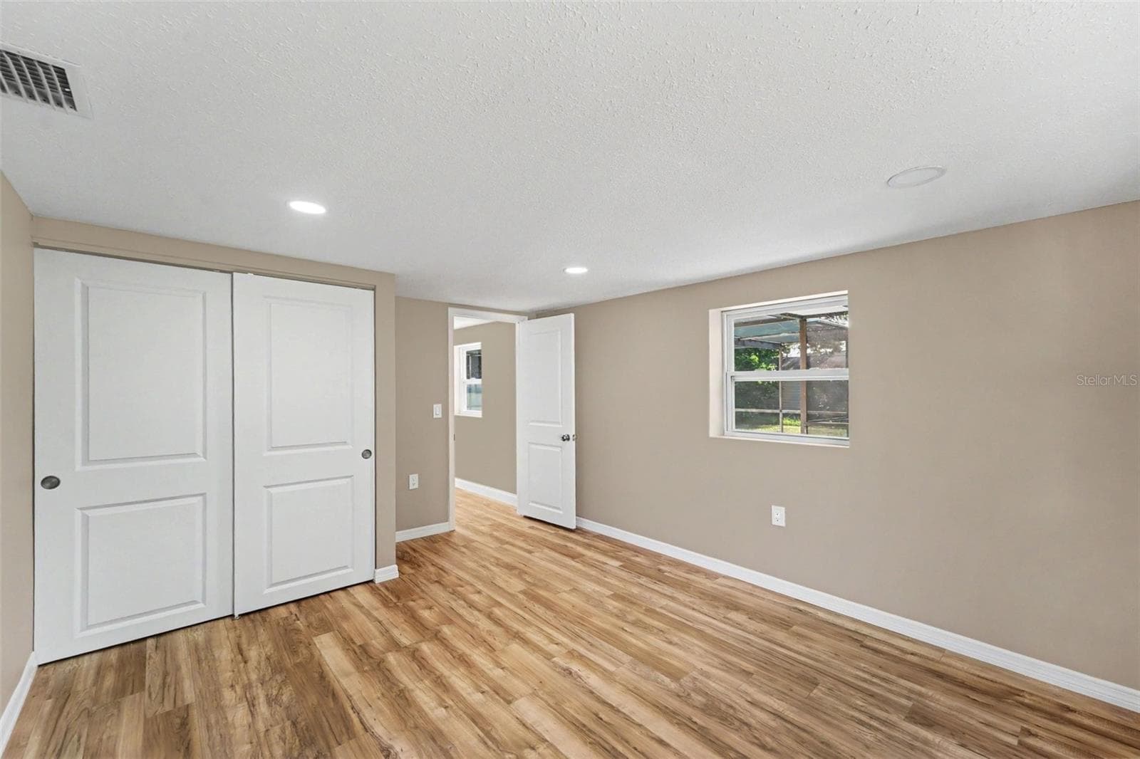 Single Family Residence at 1364 DILL AVE, SPRING HILL, photo 17 of 24