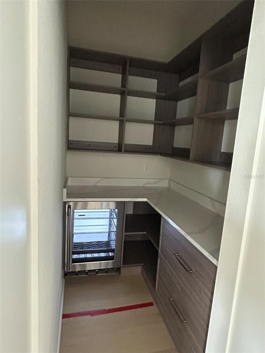 Single Family Residence at 17483 MONTGOMERY CT, VENICE, photo 7 of 17