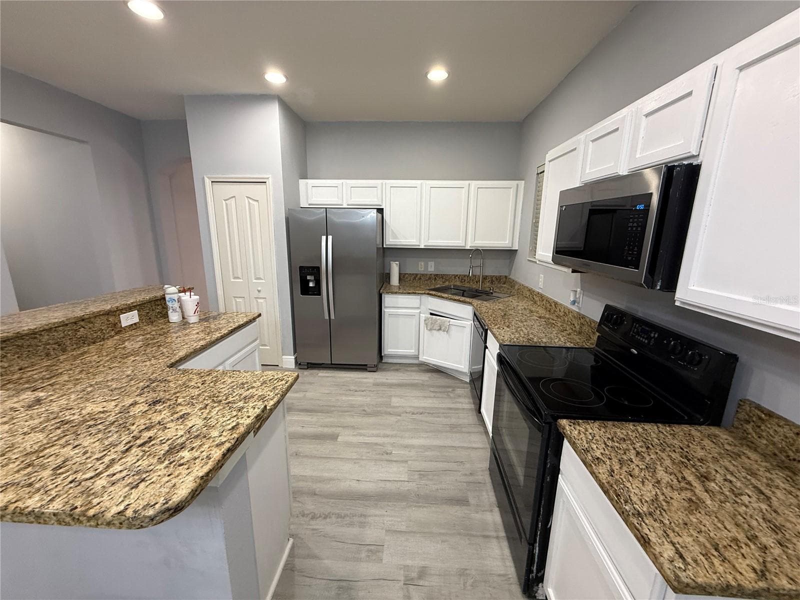 Single Family Residence at 16321 SAINT AUGUSTINE ST, CLERMONT, photo 12 of 29