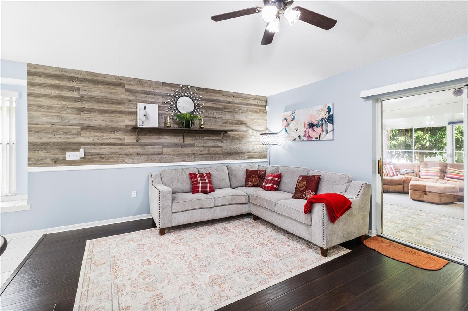 Single Family Residence at 1622 HULETT DR, BRANDON, photo 15 of 37
