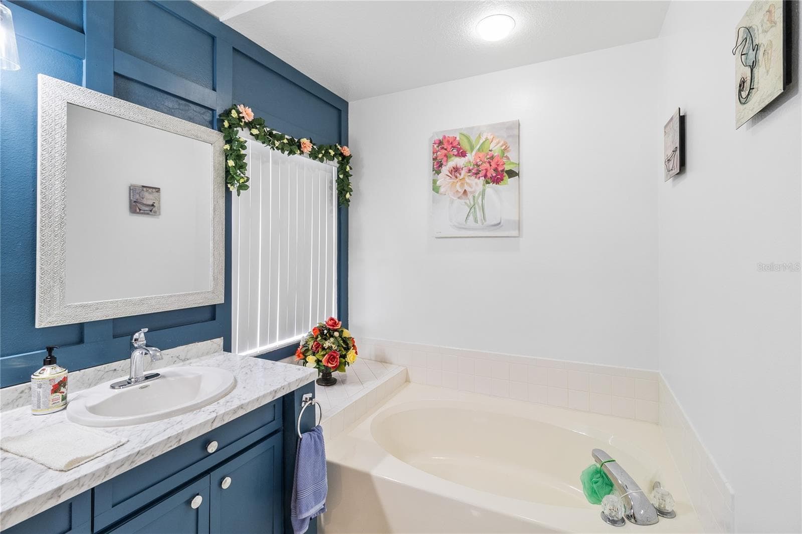 Single Family Residence at 1622 HULETT DR, BRANDON, photo 19 of 37