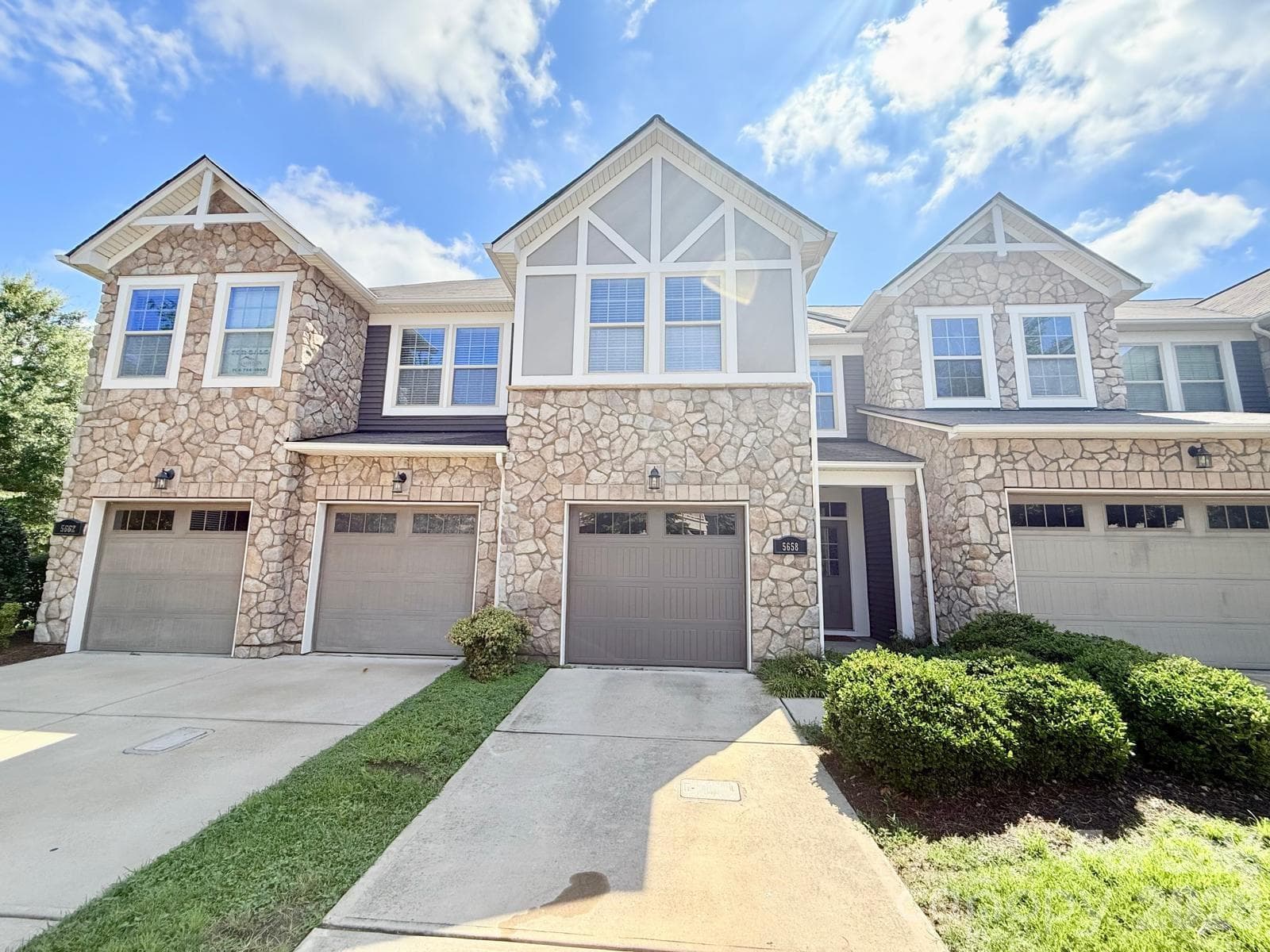 5658 Stonewells Drive
