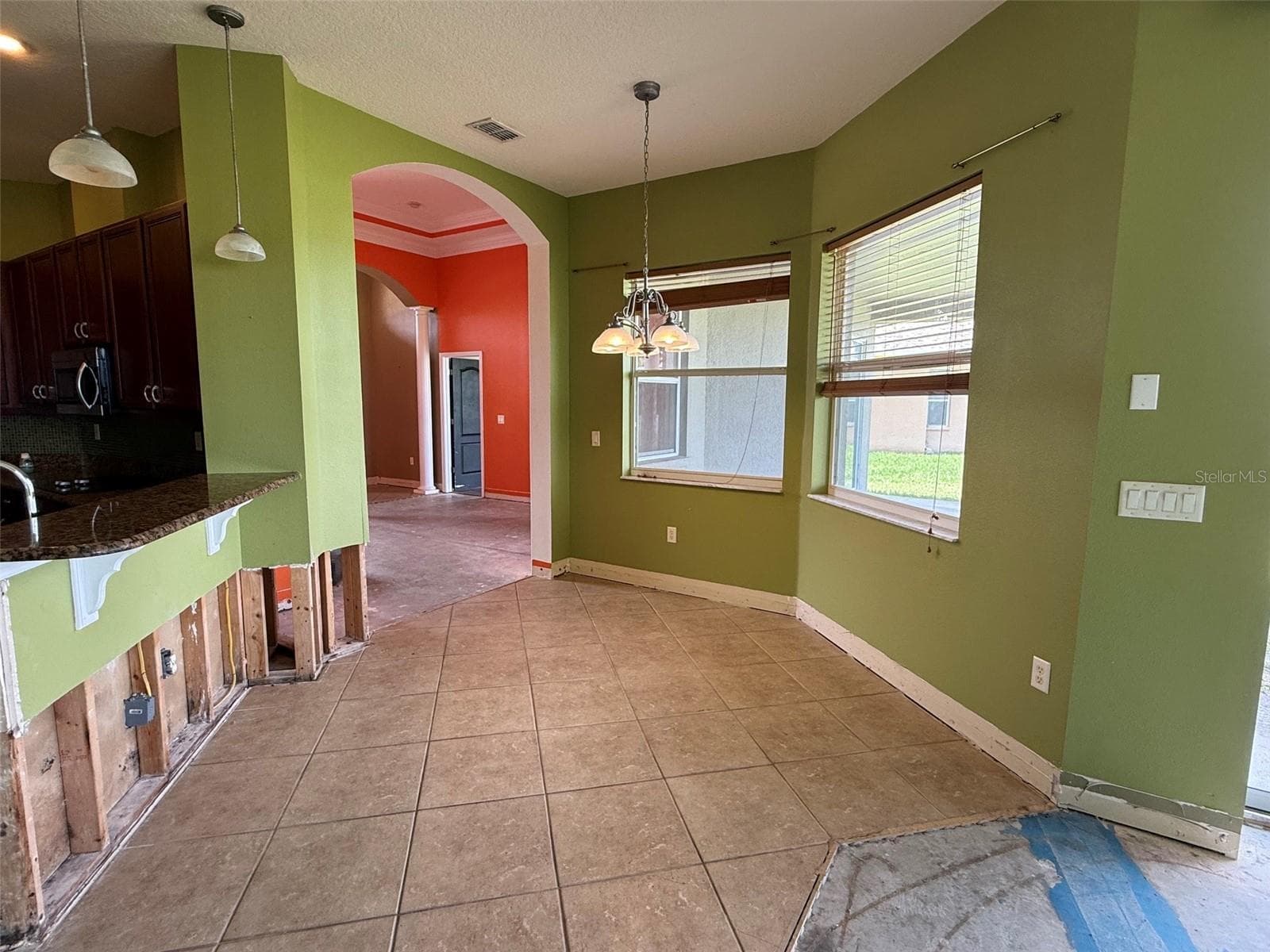 Single Family Residence at 4045 HANGING MOSS LOOP, SPRING HILL, photo 8 of 19