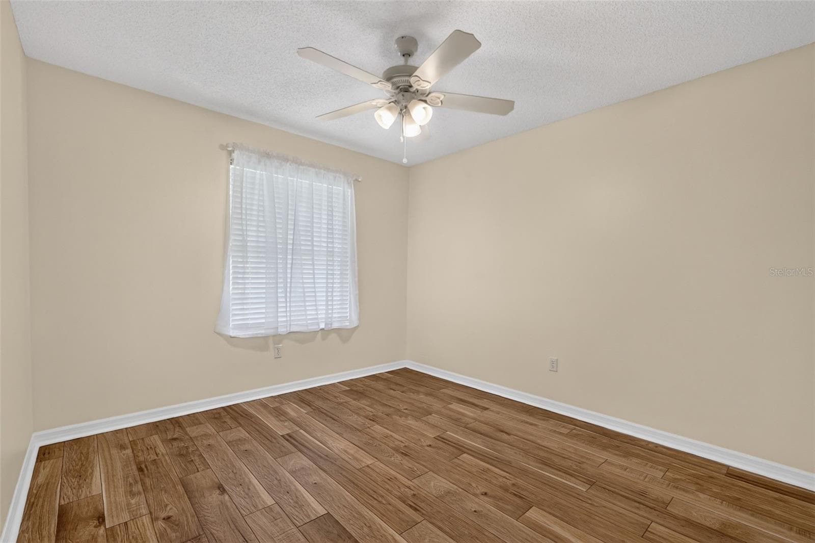 Villa at 483 HILDALGO DR, THE VILLAGES, photo 21 of 29
