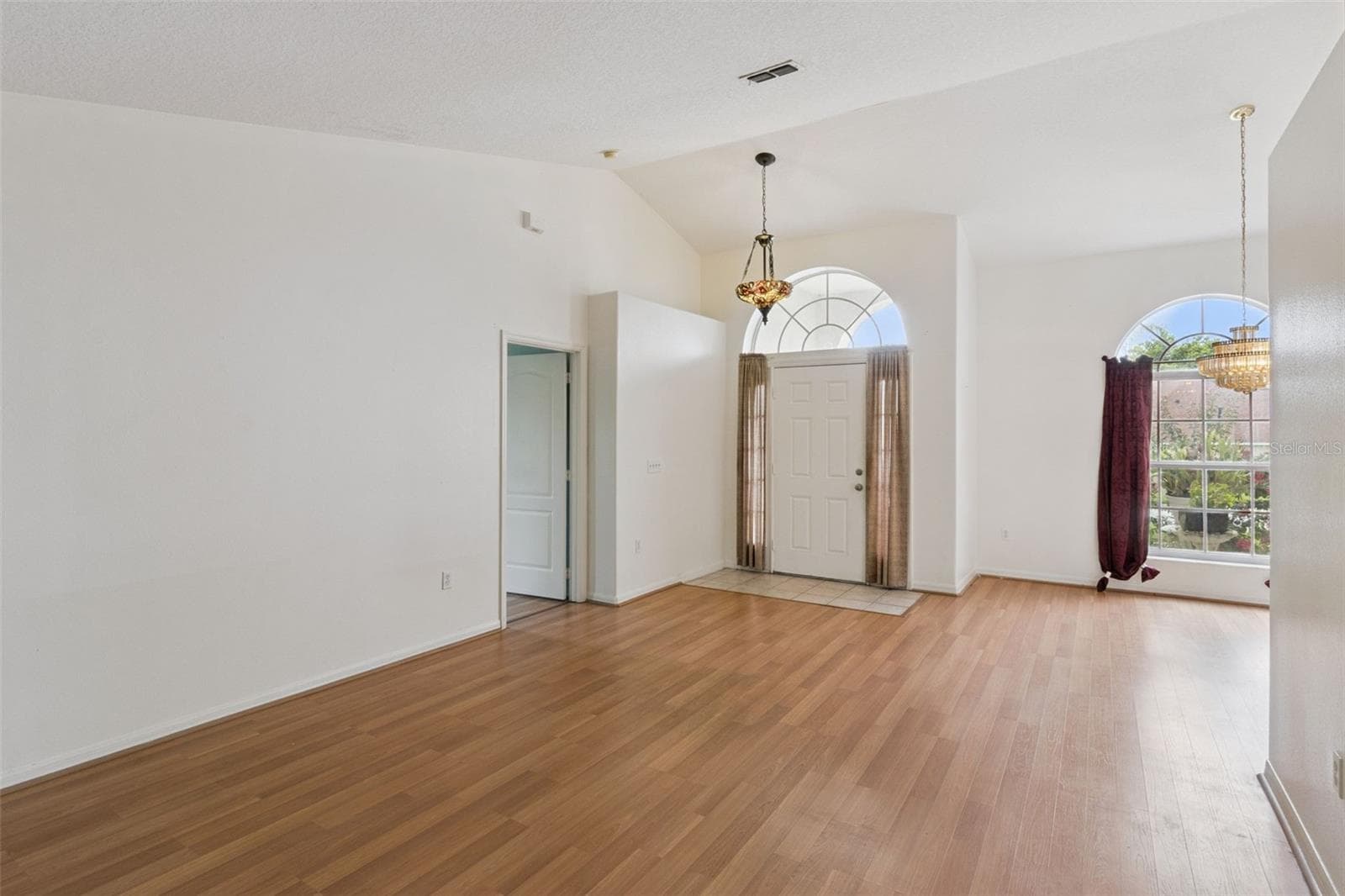 Single Family Residence at 236 DOLCETTO DR, DAVENPORT, photo 5 of 36
