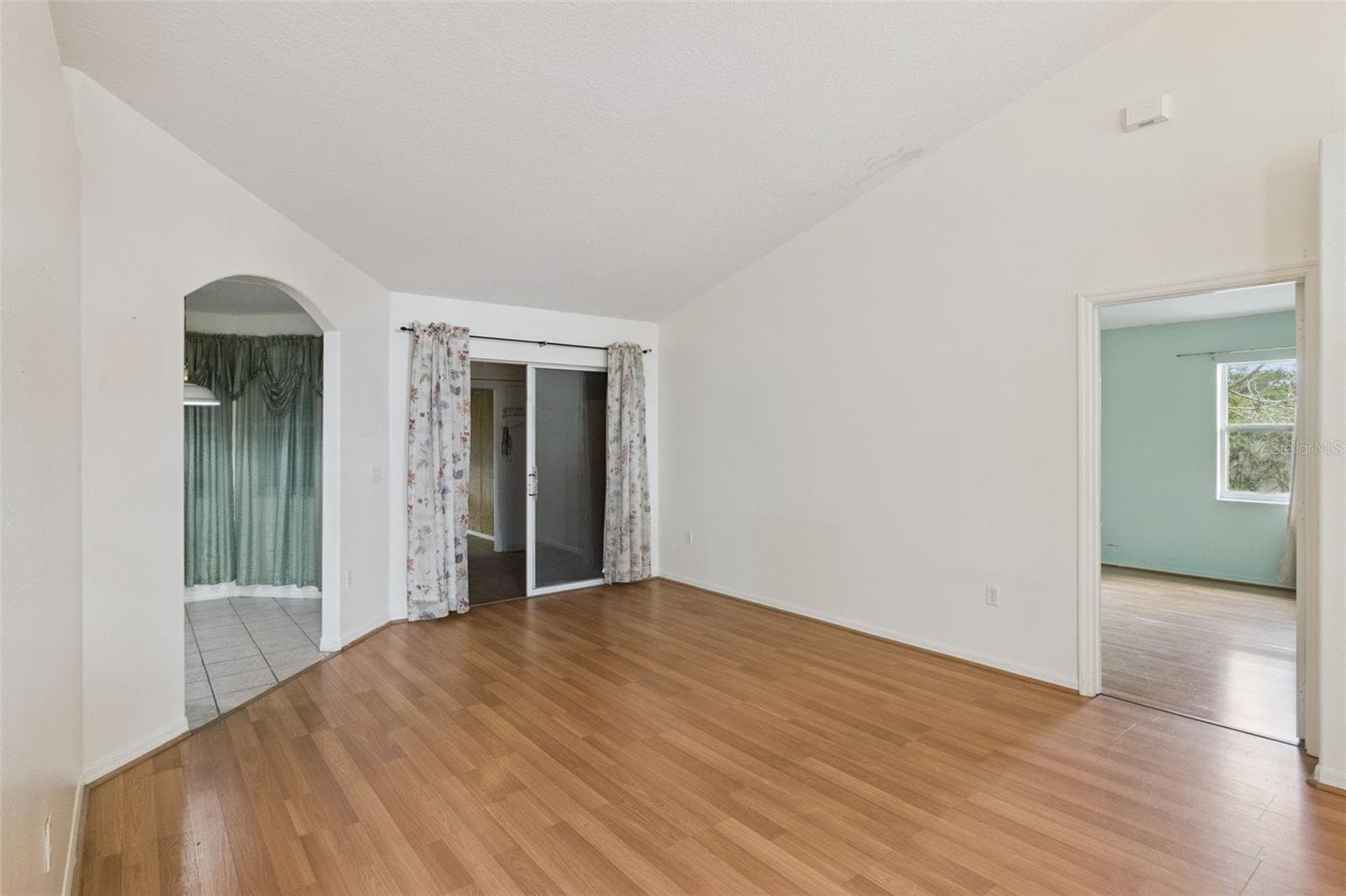 Single Family Residence at 236 DOLCETTO DR, DAVENPORT, photo 19 of 36