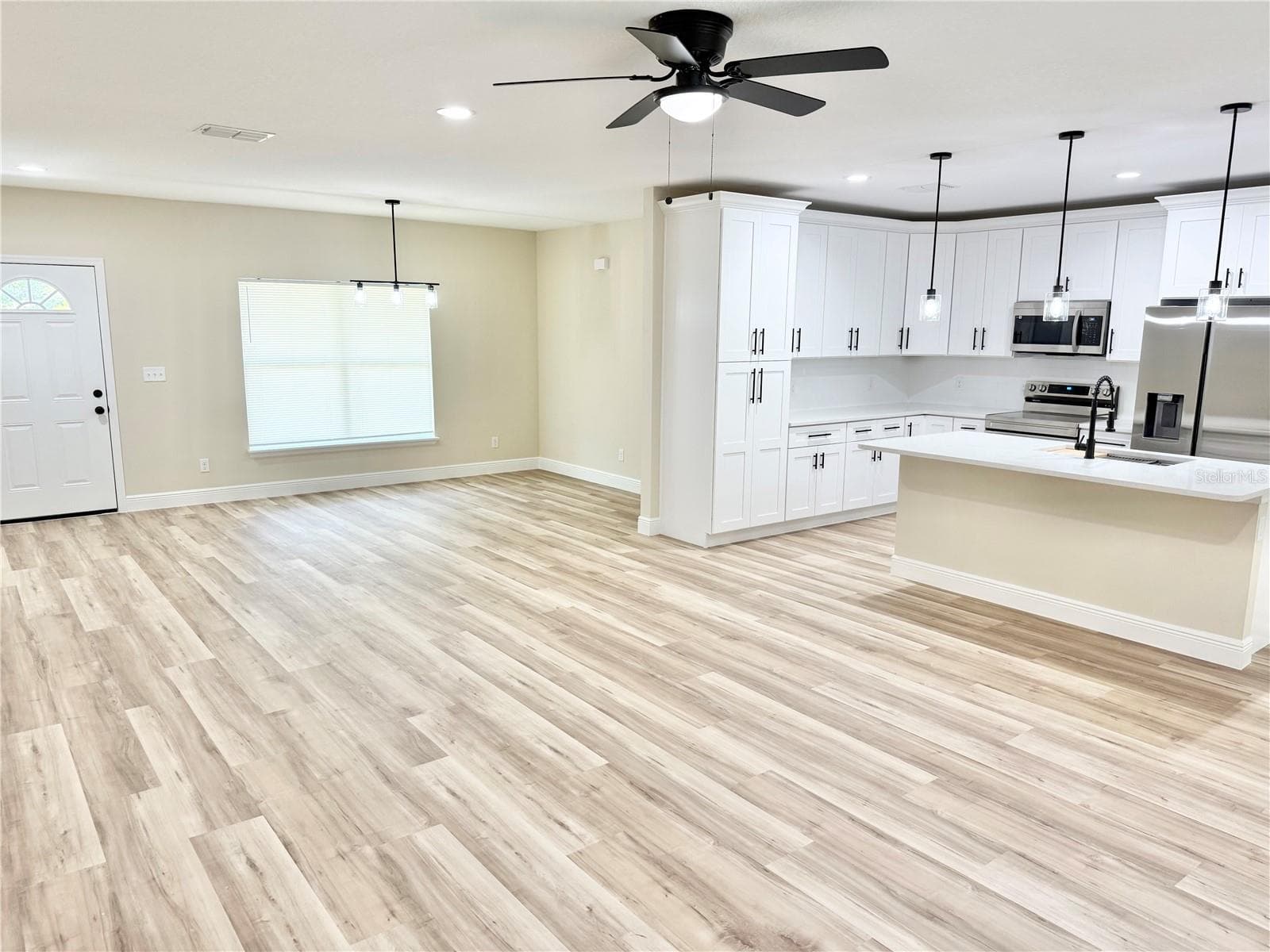 Single Family Residence at 17229 SW 42ND TER, OCALA, photo 10 of 49