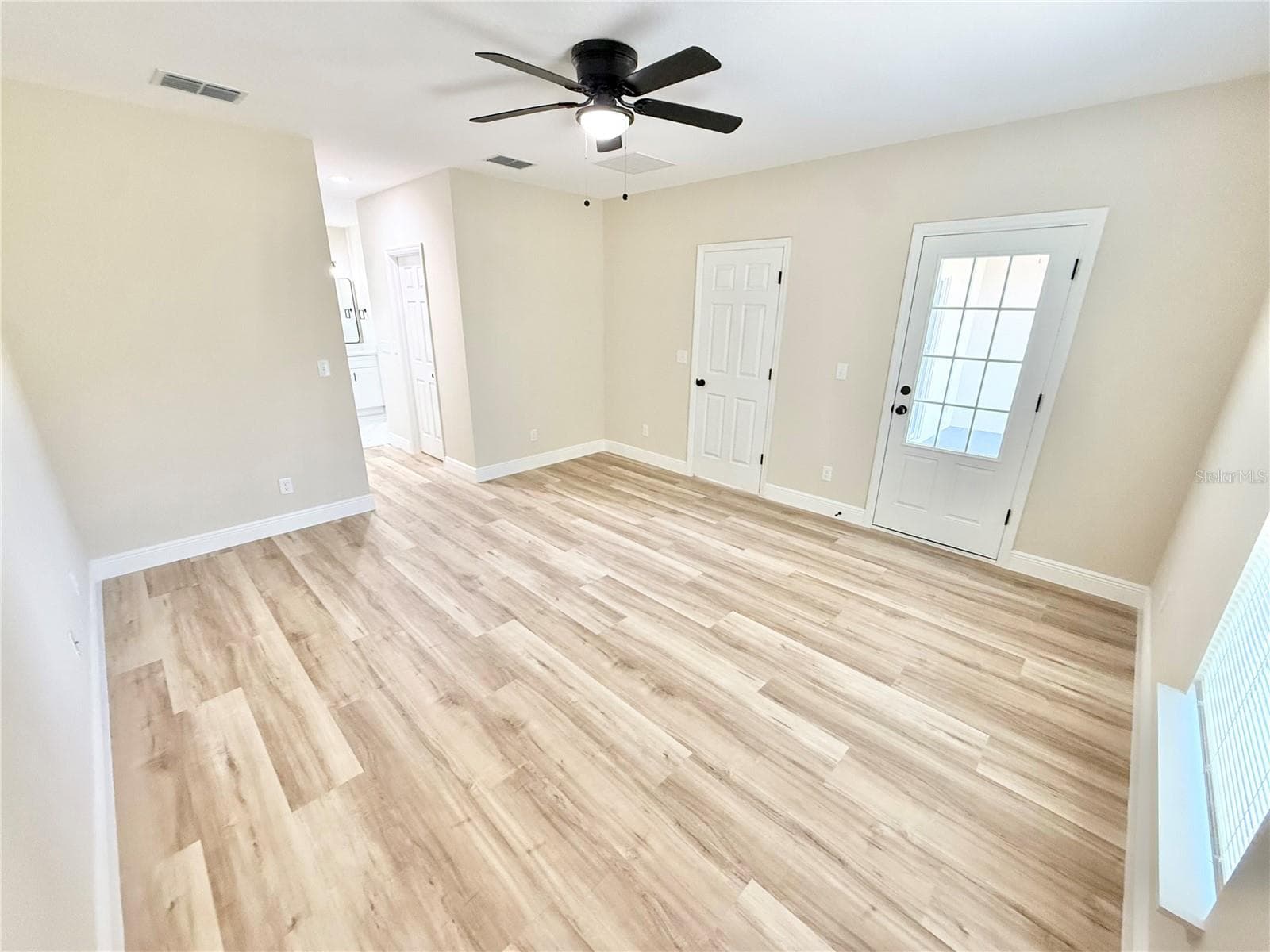 Master Suite - 17229 SW 42ND TER, OCALA