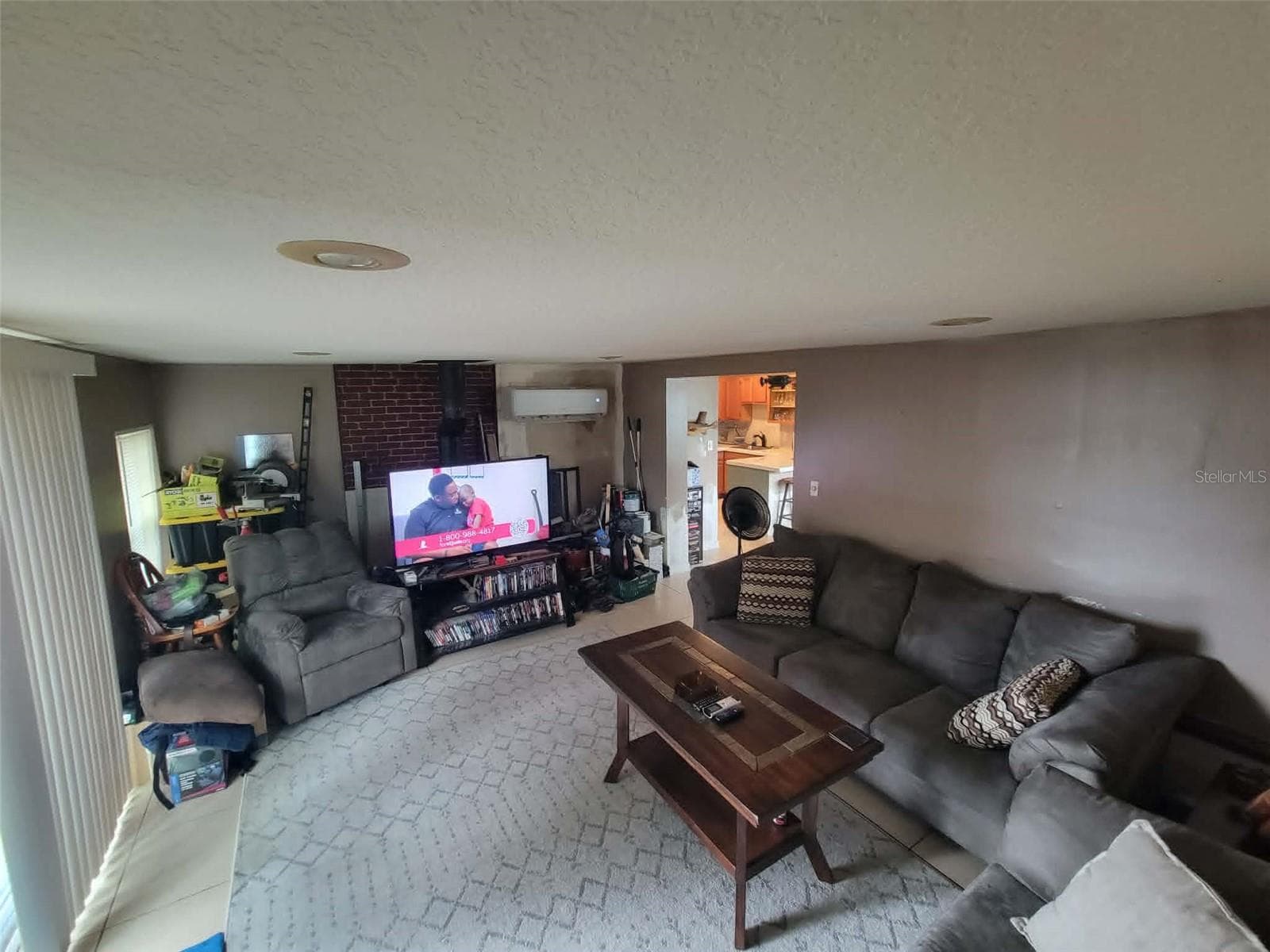 Single Family Residence at 8446 WAVERLY RD N, ST PETERSBURG, photo 2 of 18