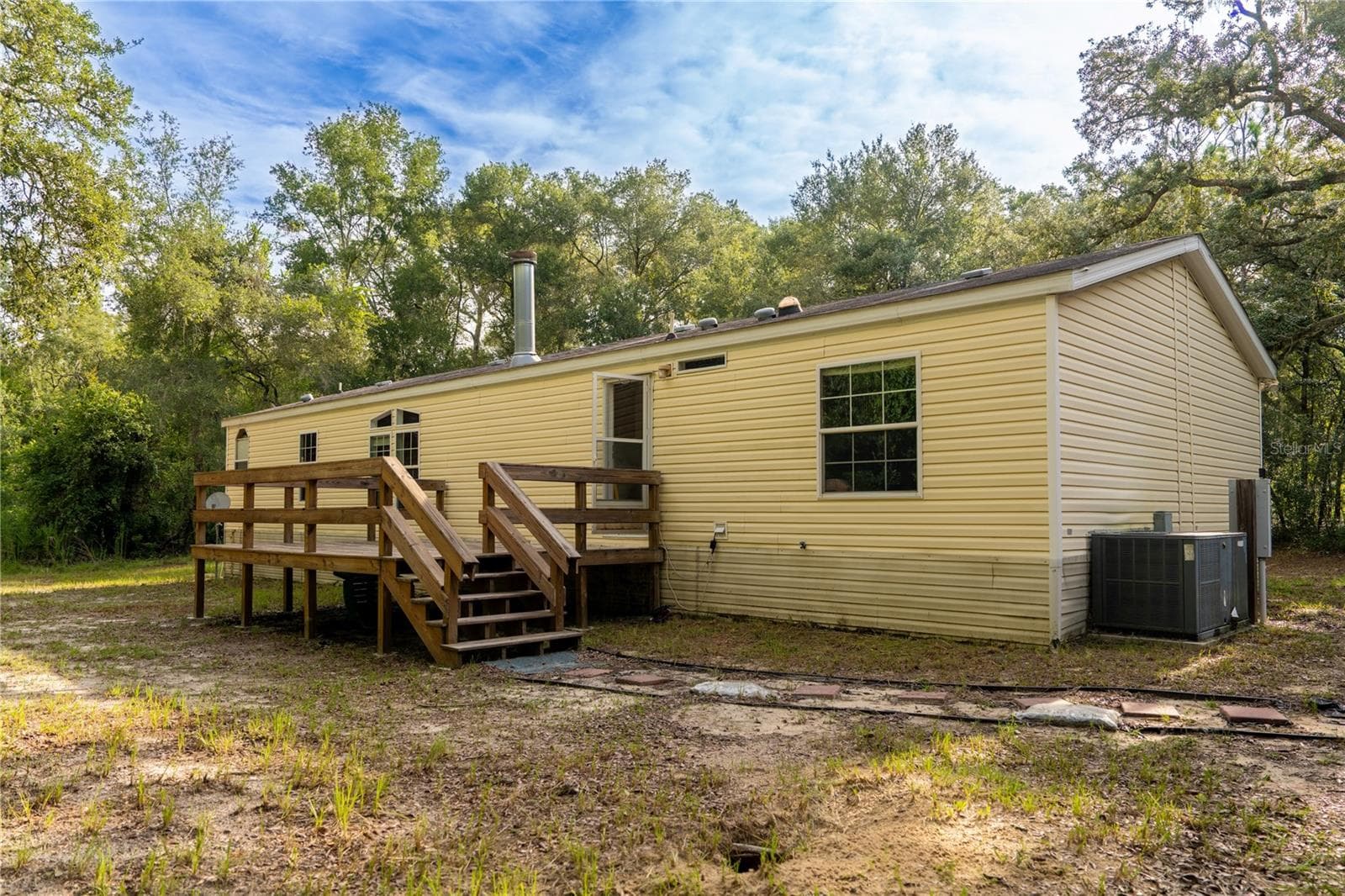 Rear Exterior - 11934 CR 656H, WEBSTER