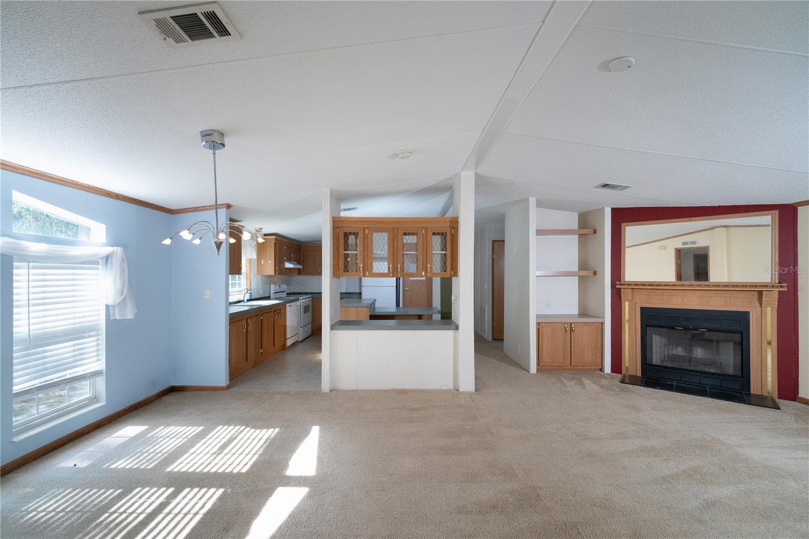 Main Living Space - 11934 CR 656H, WEBSTER
