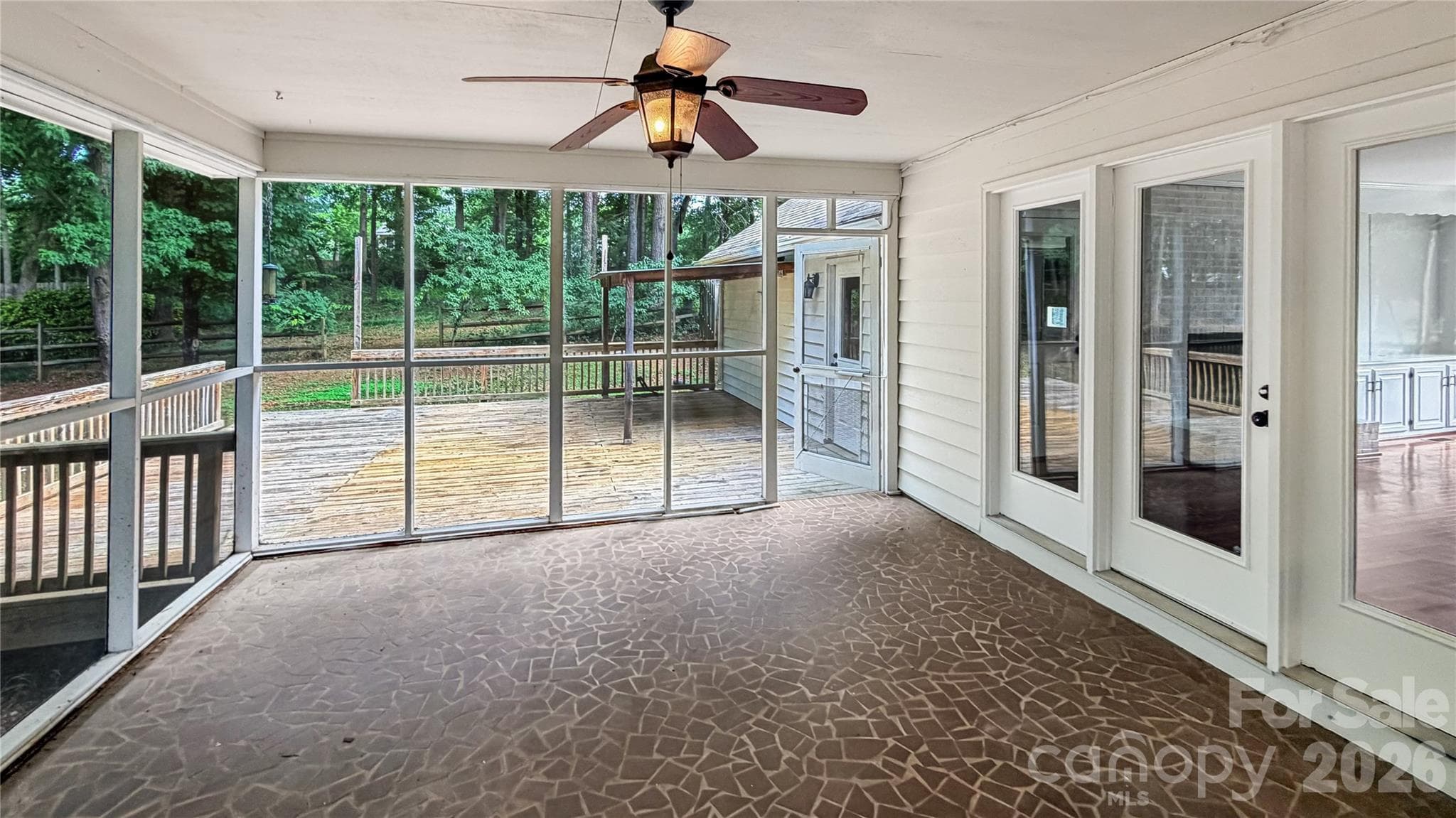 Single Family Residence at 16539 Grapperhall Drive, Huntersville, photo 9 of 19