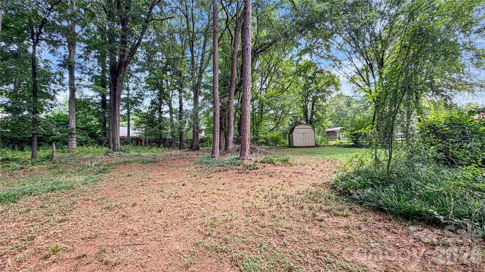 Single Family Residence at 16539 Grapperhall Drive, Huntersville, photo 13 of 19