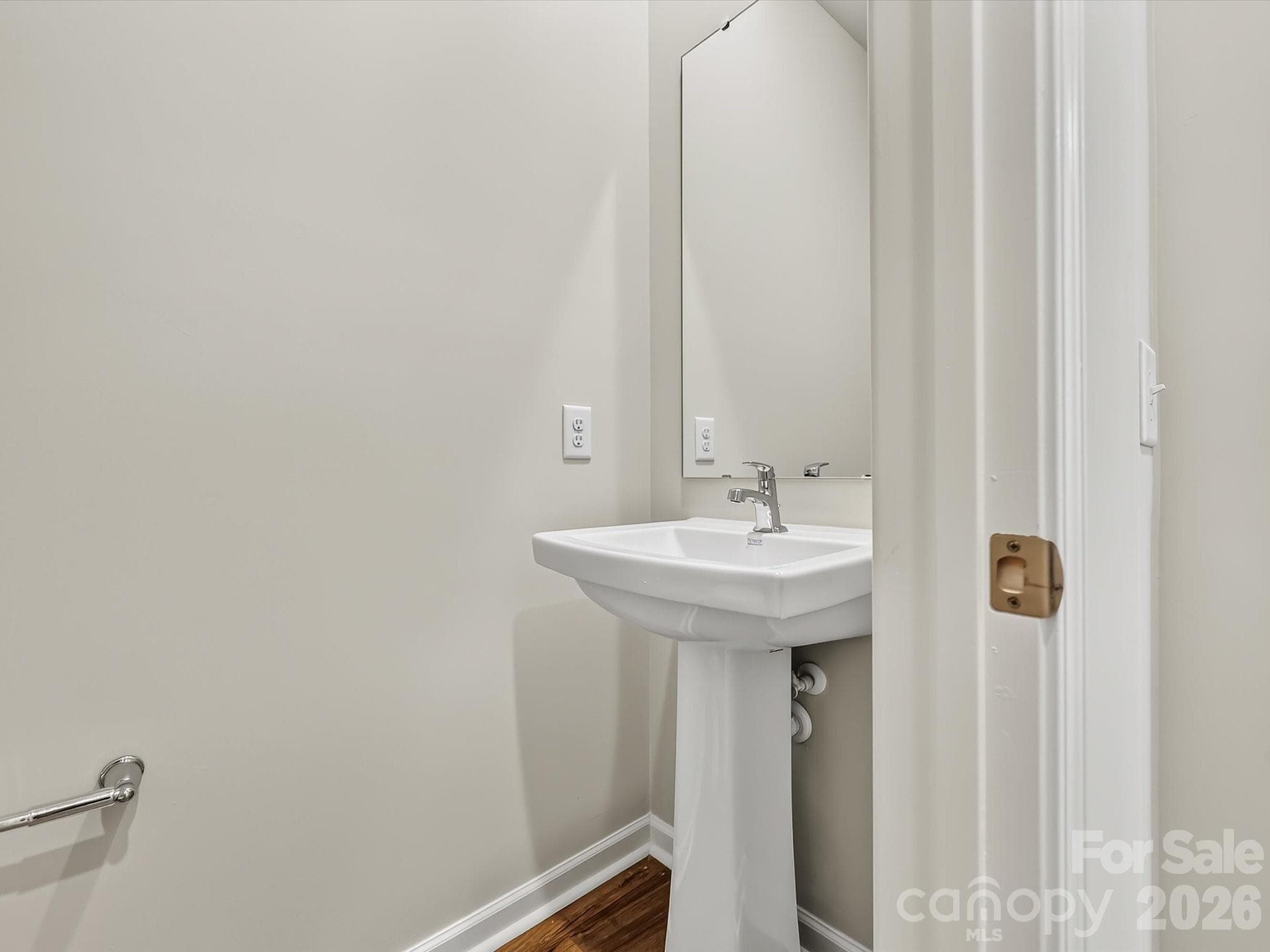 Guest Bathroom on 2nd Floor - Charlotte