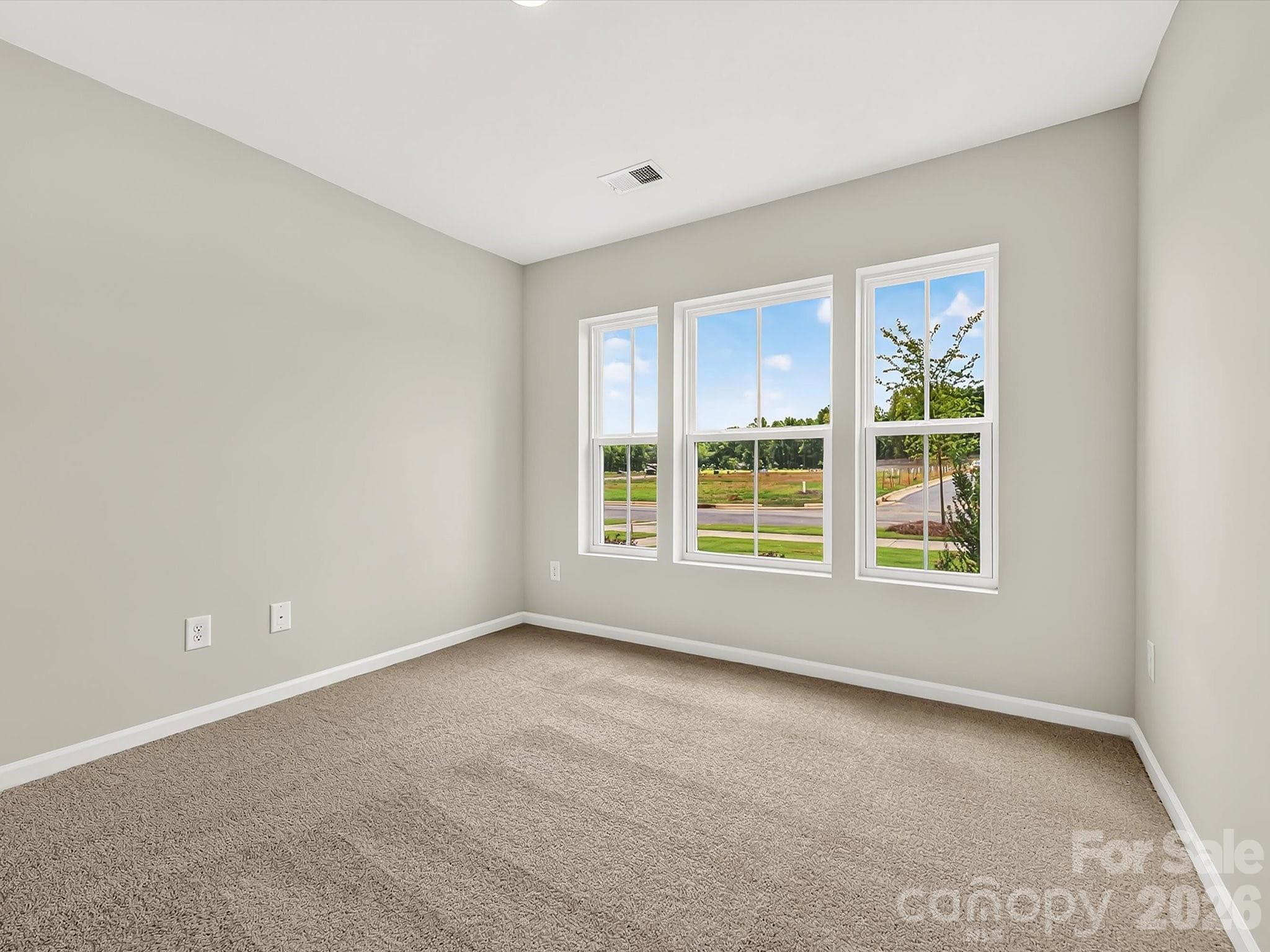 Secondary Bedroom on 1st Floor - Charlotte