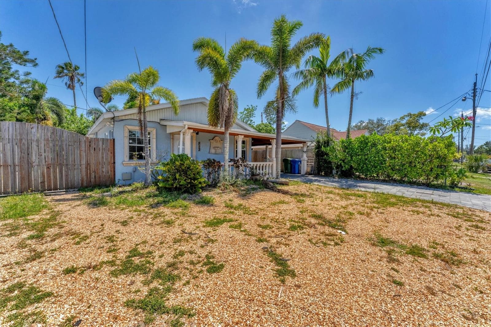 Single Family Residence at 513 25TH AVE W, BRADENTON, photo 2 of 25