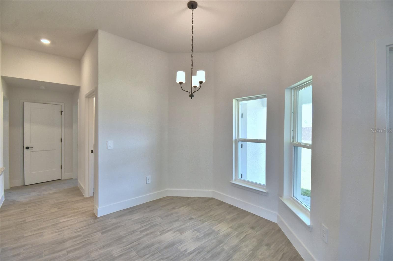 Single Family Residence at 5415 WATERSIDE DR, AUBURNDALE, photo 9 of 58