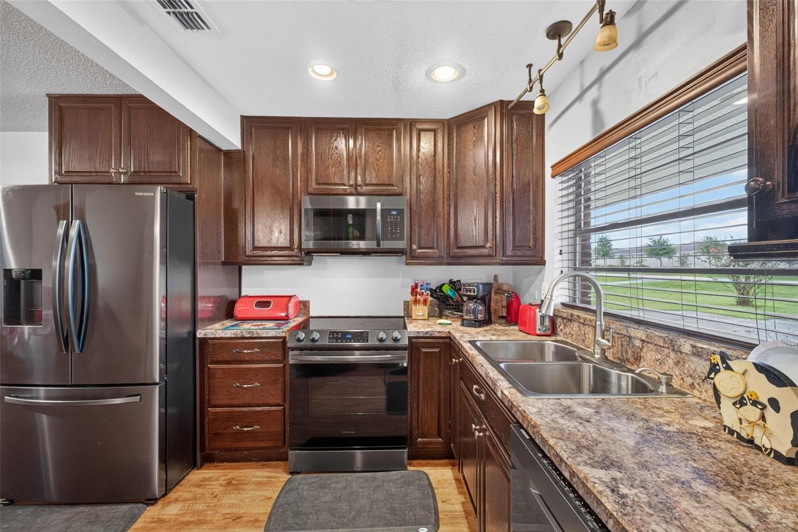 Single Family Residence at 5838 OLD BARTOW EAGLE LAKE RD, WINTER HAVEN, photo 7 of 30