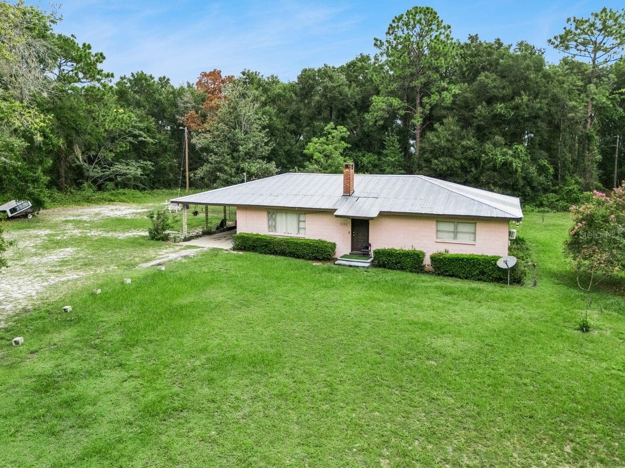 Single Family Residence at 6184 NE 54TH BLVD, WILDWOOD, photo 11 of 19