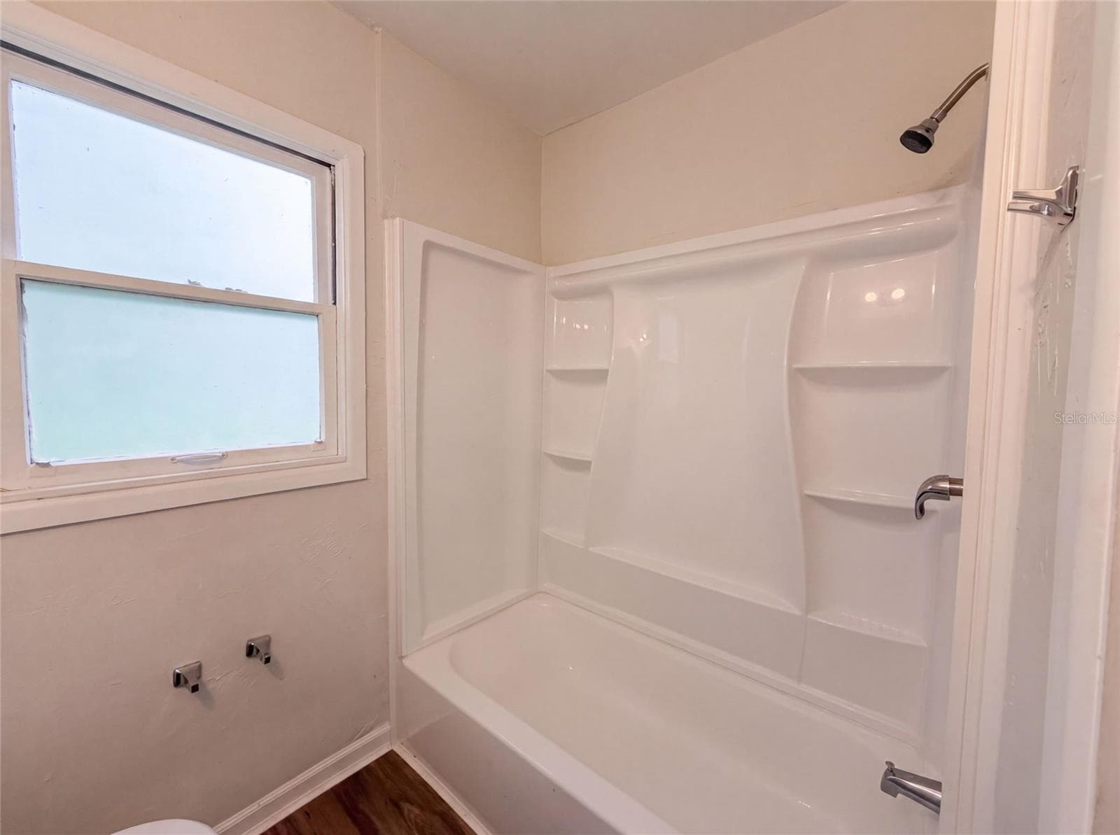 Single Family Residence at 706 FLANDERS AVE, DAYTONA BEACH, photo 9 of 19