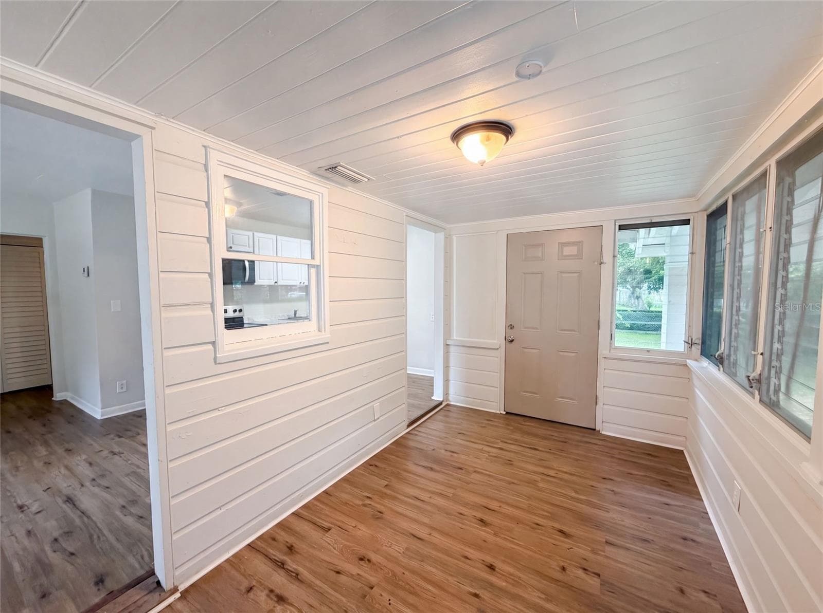 Single Family Residence at 706 FLANDERS AVE, DAYTONA BEACH, photo 13 of 19