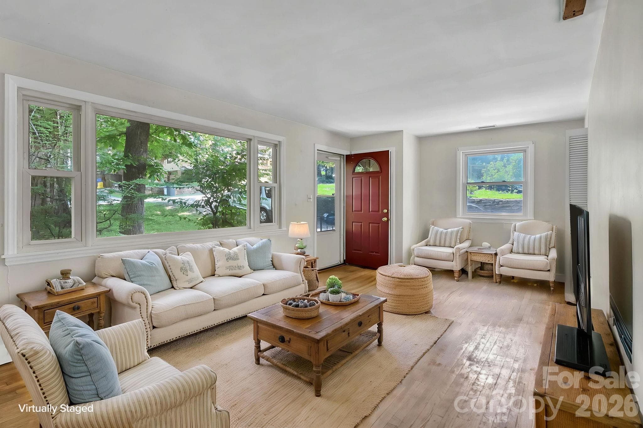 LR virtual staging - Asheville