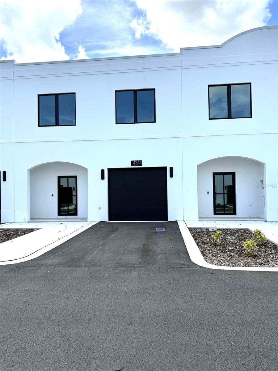 4344 CAMBIO GARDENS CT