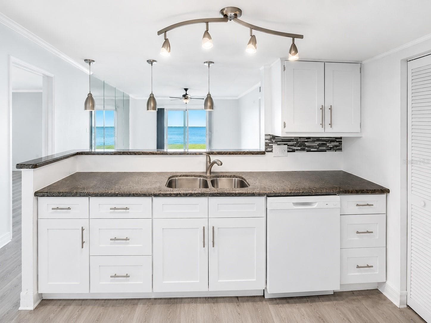 Condominium at 464 N PAULA DR #115, DUNEDIN, photo 5 of 28