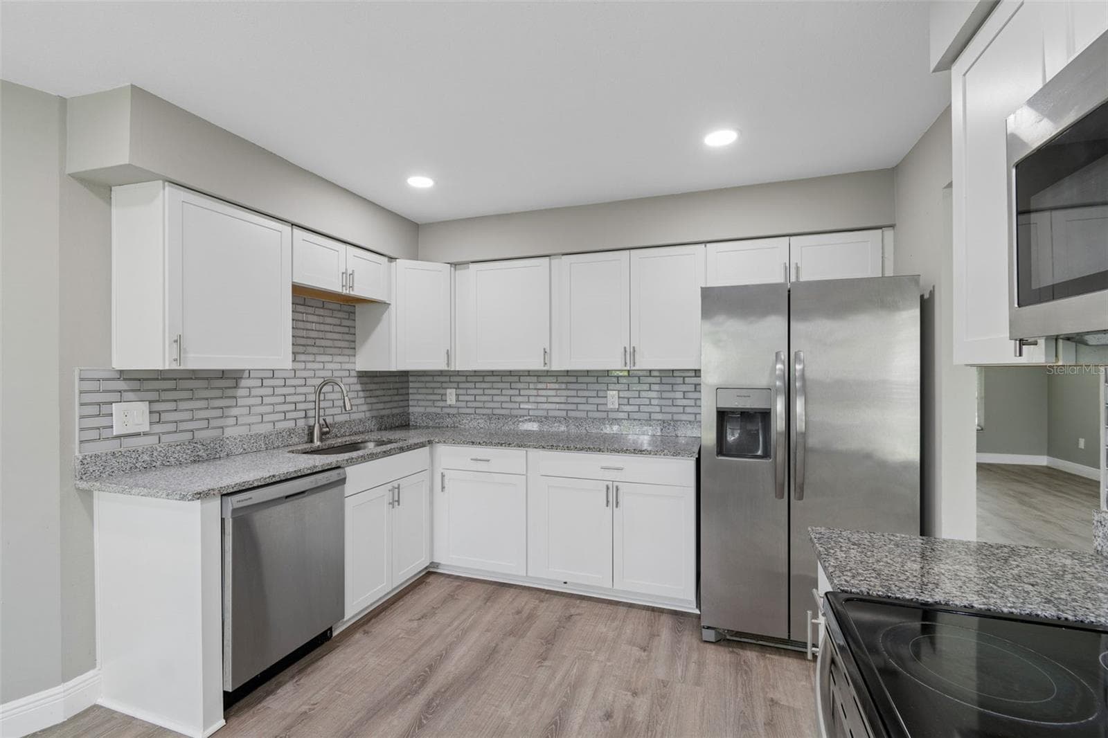 Single Family Residence at 12914 LONGCREST DR, RIVERVIEW, photo 13 of 61