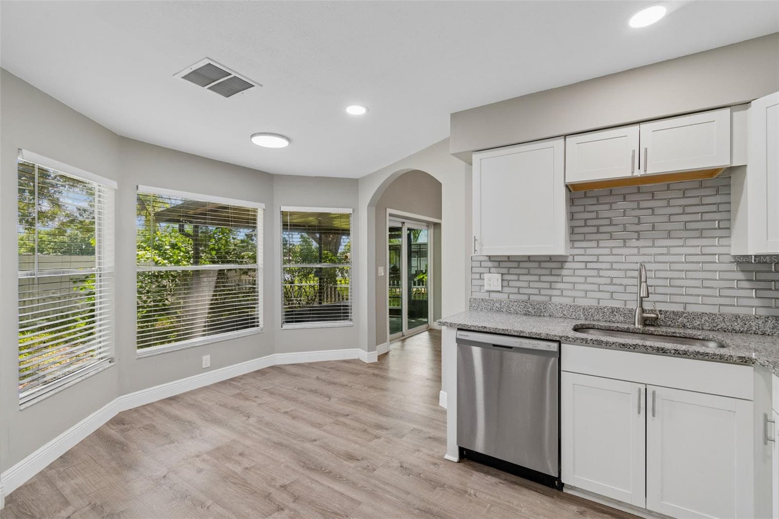 Single Family Residence at 12914 LONGCREST DR, RIVERVIEW, photo 23 of 61