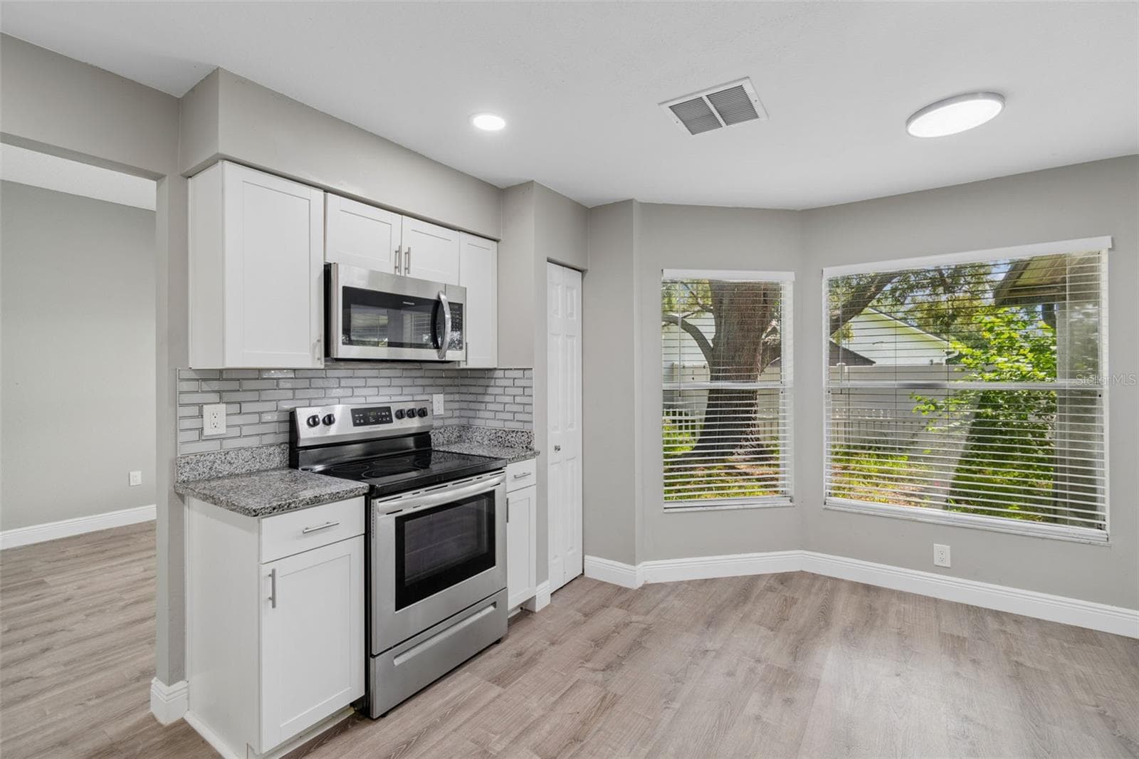 Single Family Residence at 12914 LONGCREST DR, RIVERVIEW, photo 24 of 61