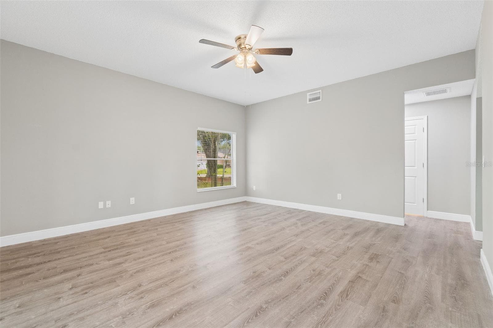 Single Family Residence at 12914 LONGCREST DR, RIVERVIEW, photo 27 of 61