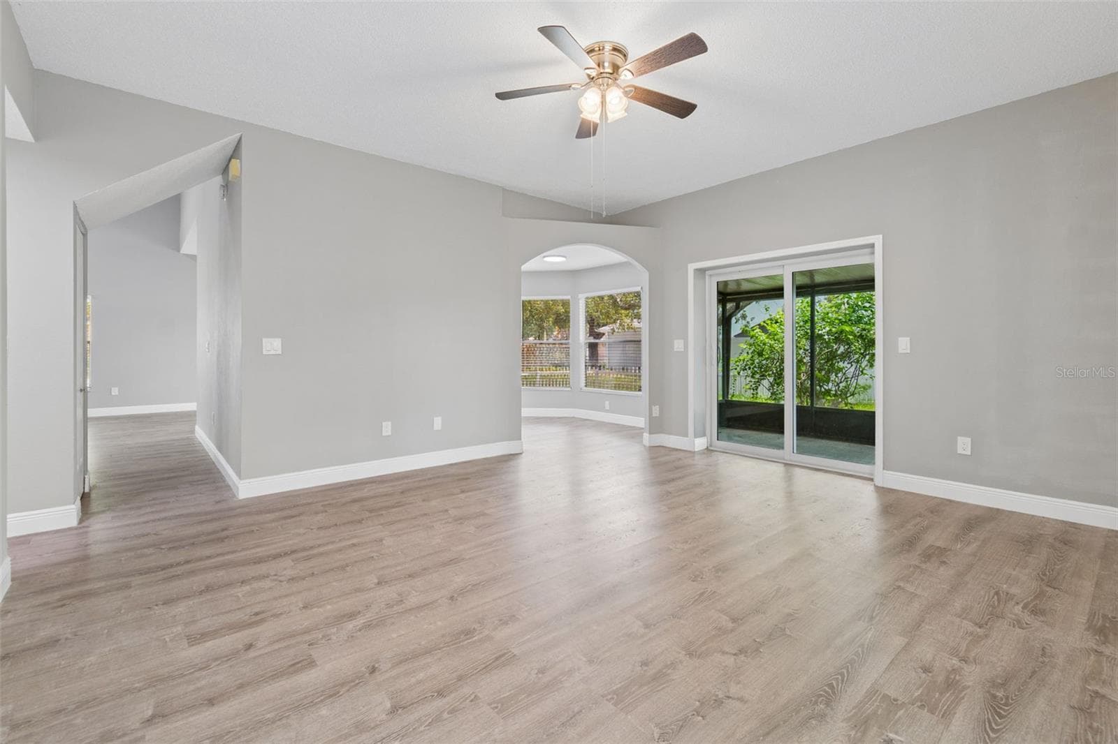 Single Family Residence at 12914 LONGCREST DR, RIVERVIEW, photo 29 of 61