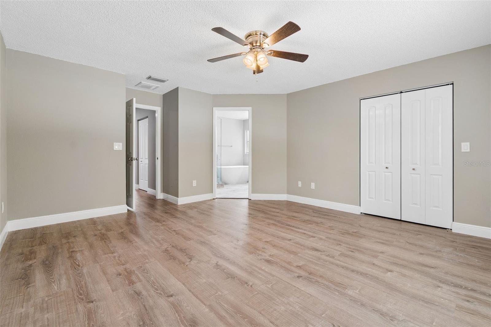 Single Family Residence at 12914 LONGCREST DR, RIVERVIEW, photo 45 of 61