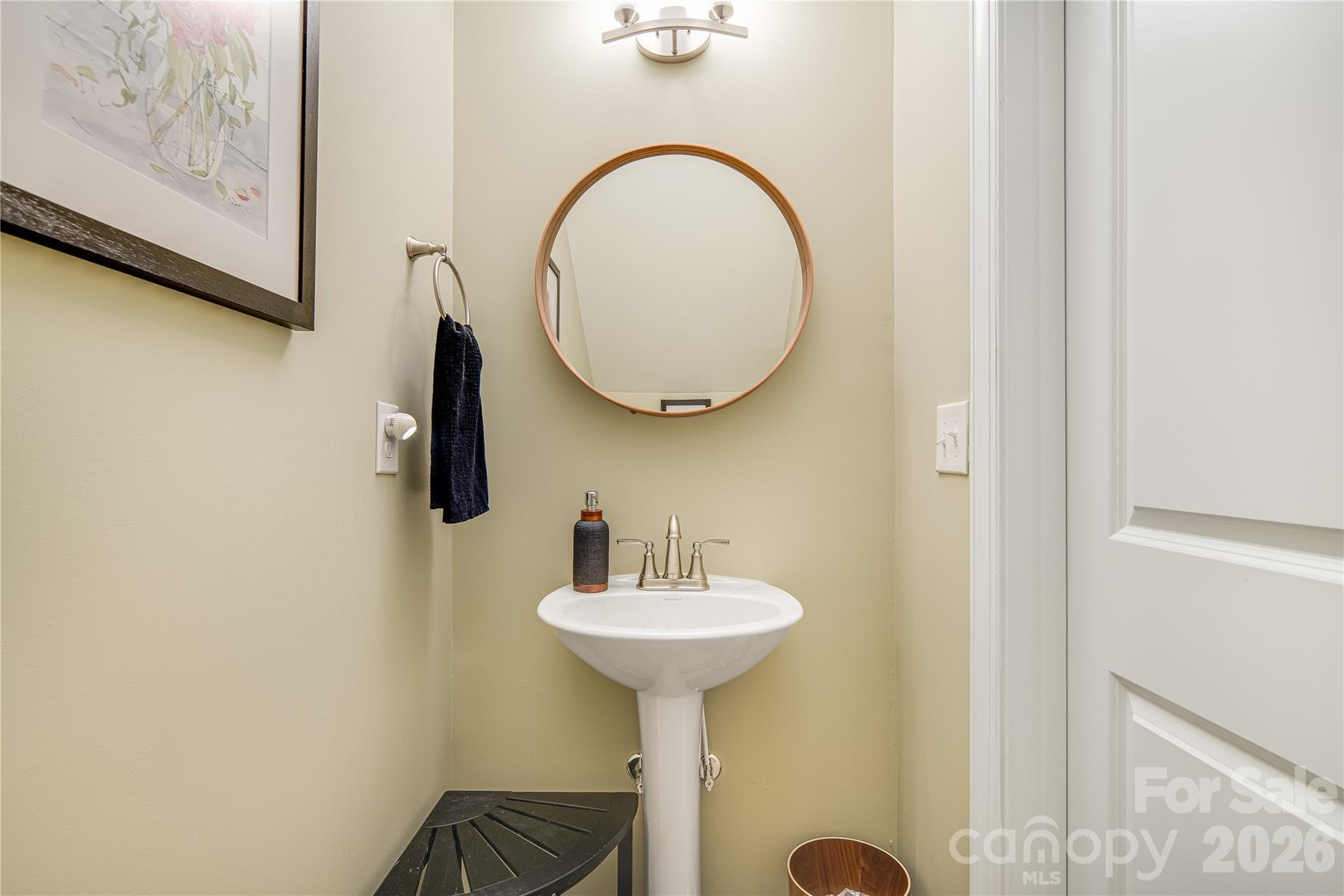 Townhouse at 30 Walnut Springs Drive, Asheville, photo 7 of 26