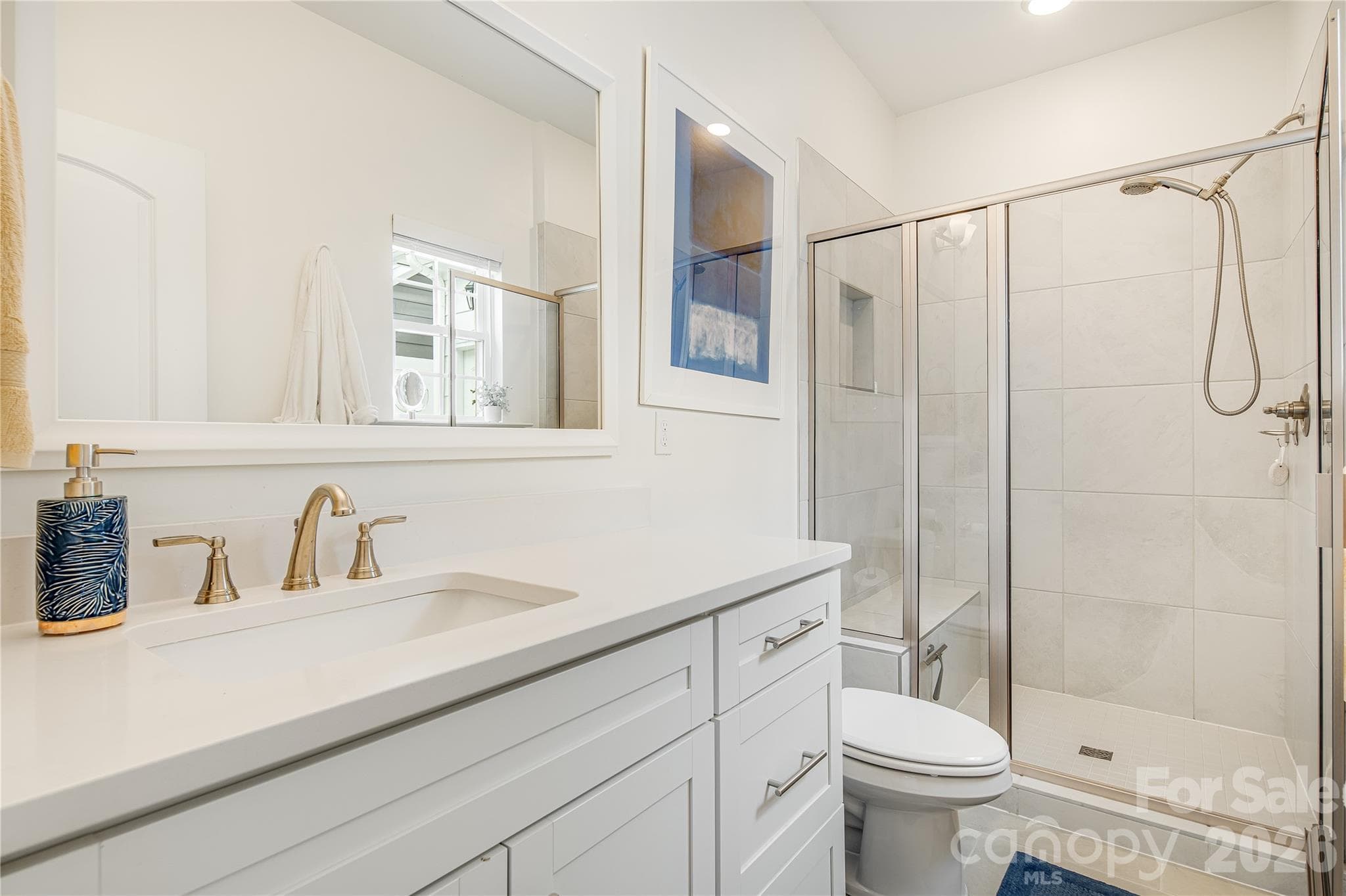 Townhouse at 30 Walnut Springs Drive, Asheville, photo 15 of 26