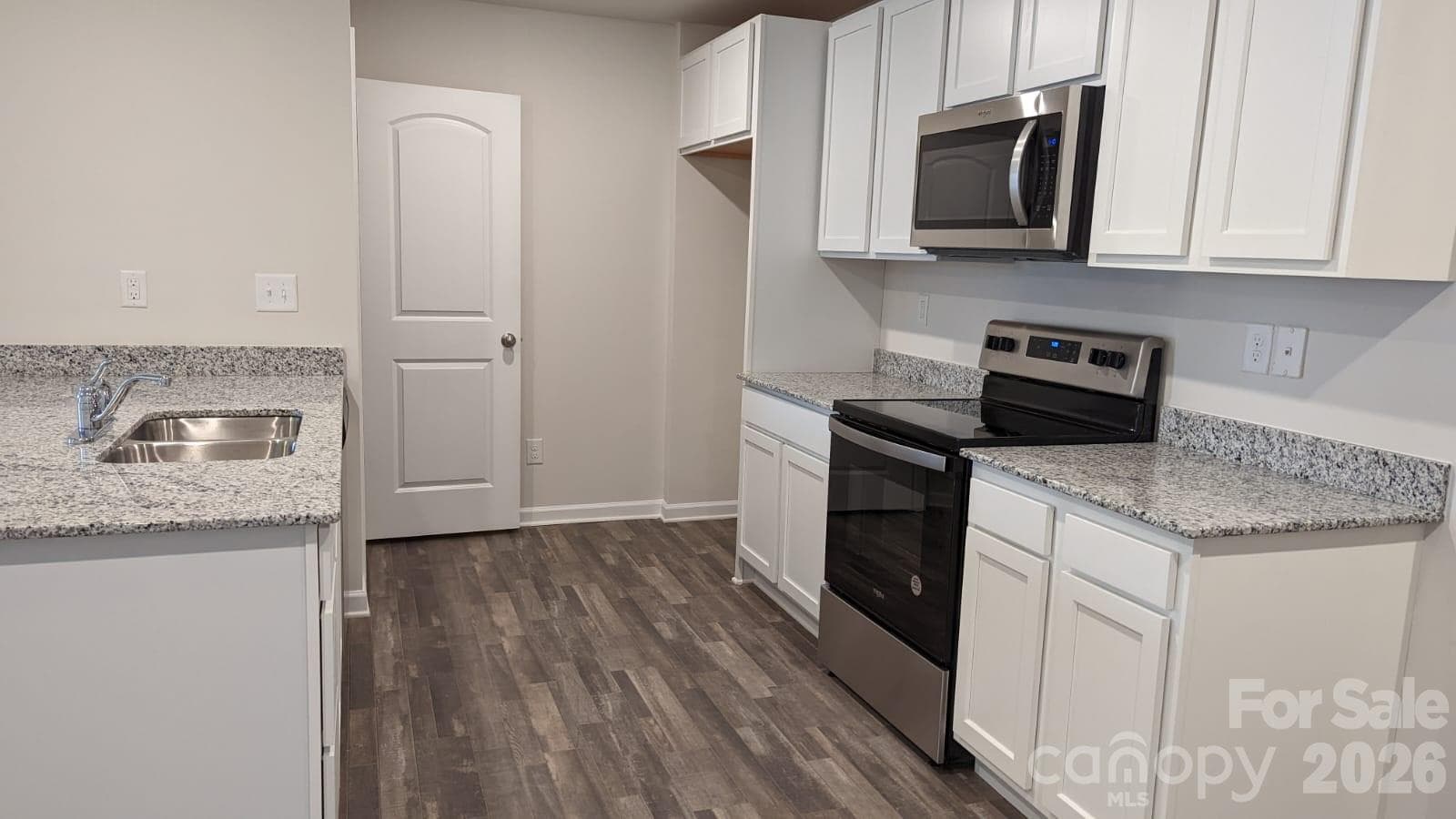 Townhouse at 226 Winston Lane, Salisbury, photo 6 of 12