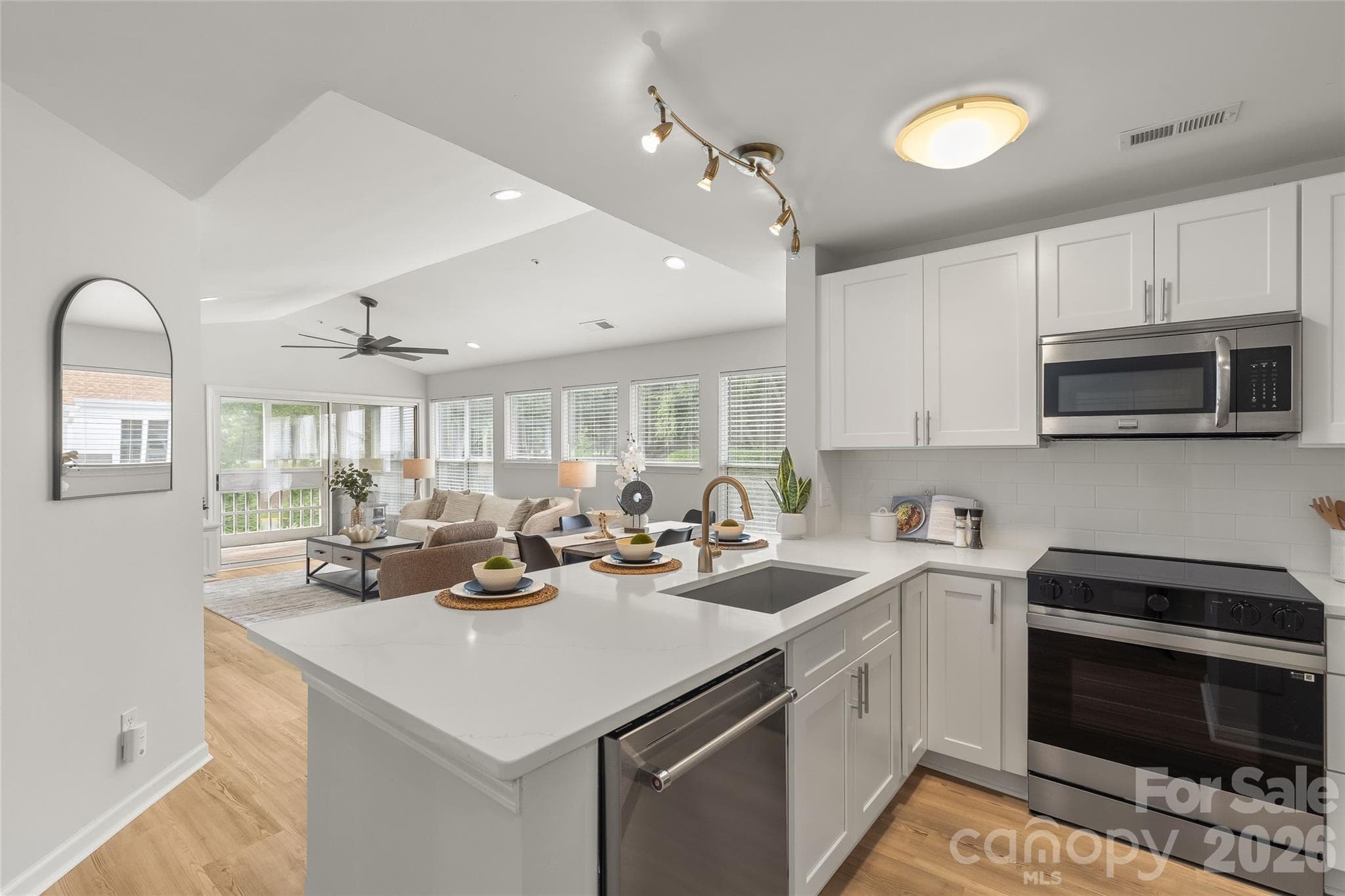 Condominium at 757 Southwest Drive, Davidson, photo 4 of 29