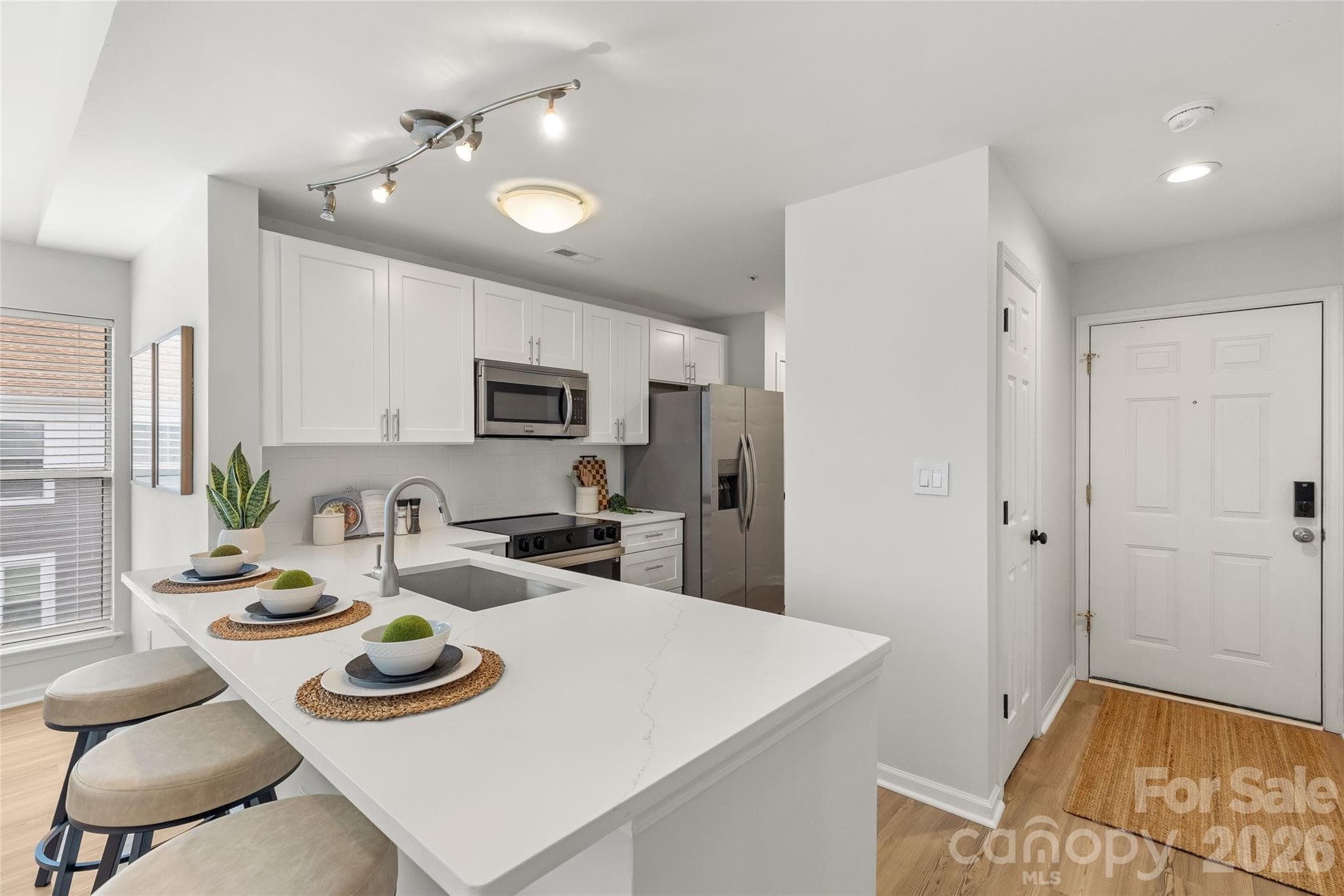 Condominium at 757 Southwest Drive, Davidson, photo 5 of 29