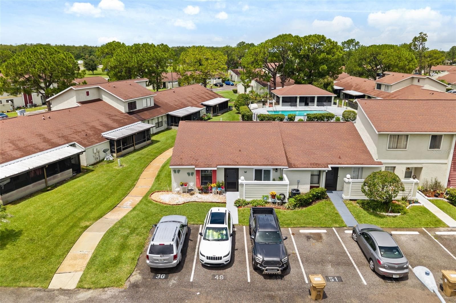 Drone front - 49 PINE ISLAND CIR, KISSIMMEE