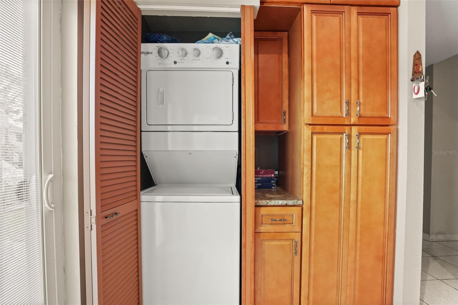 Laundry closet - 49 PINE ISLAND CIR, KISSIMMEE
