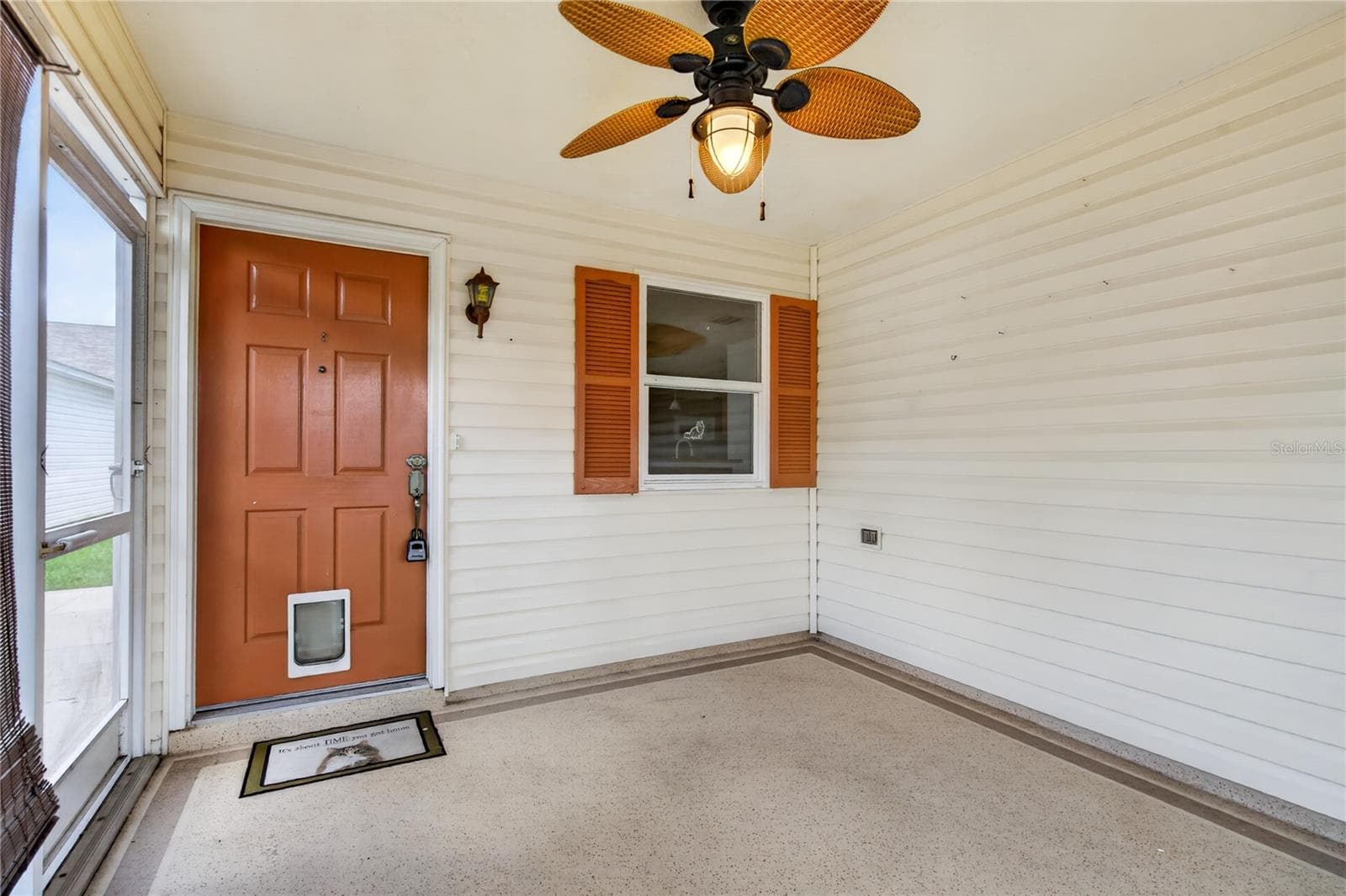 Front Porch - 16970 SE 94TH SUNNYBROOK CIR, THE VILLAGES