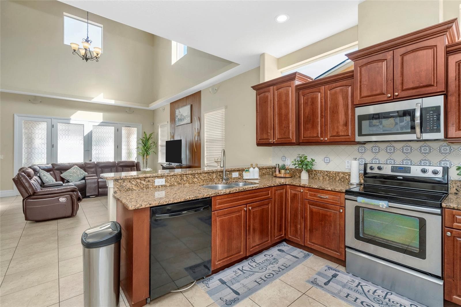 Single Family Residence at 10806 PEREZ DR, TAMPA, photo 10 of 66
