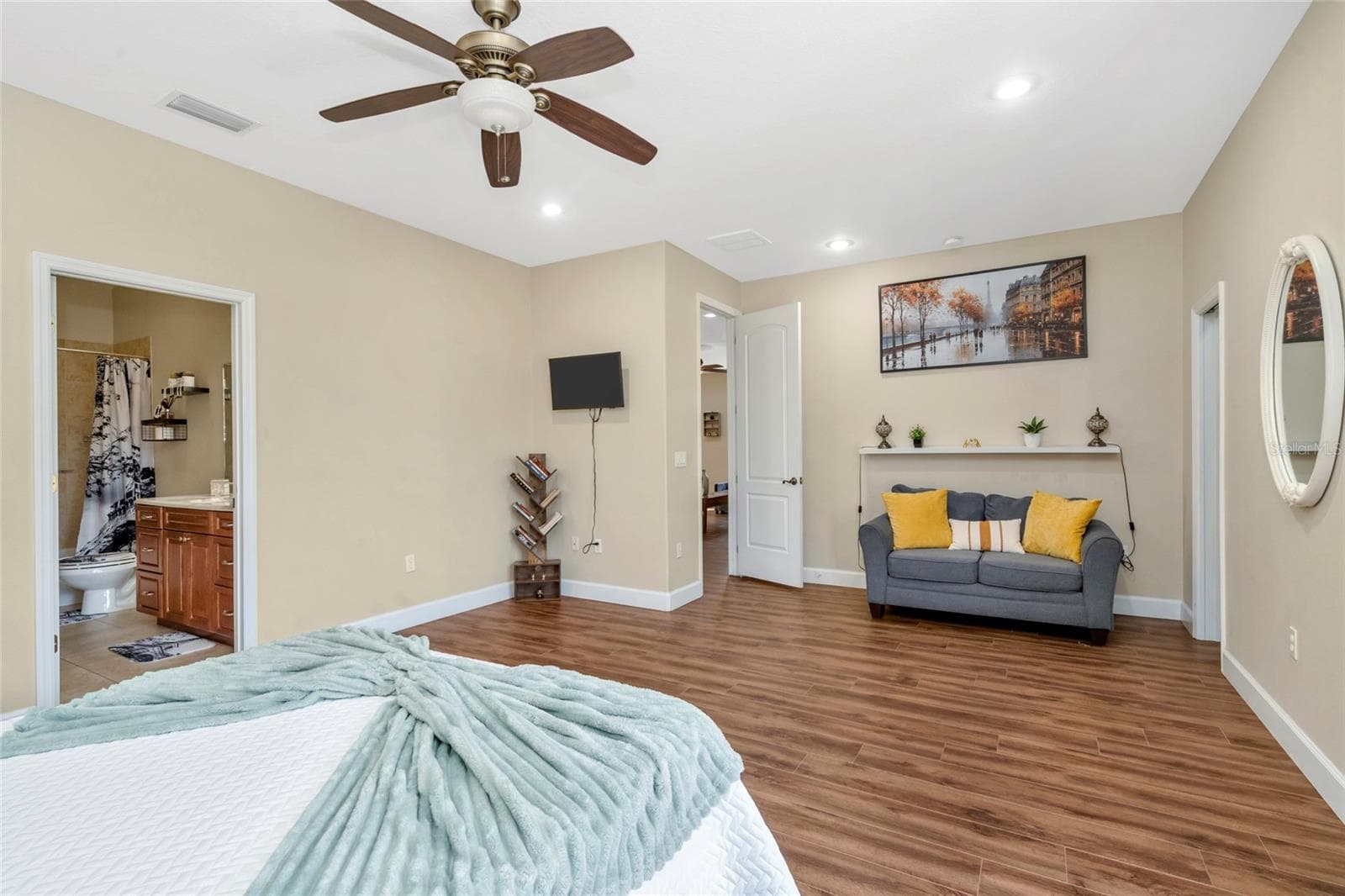 Single Family Residence at 10806 PEREZ DR, TAMPA, photo 24 of 66