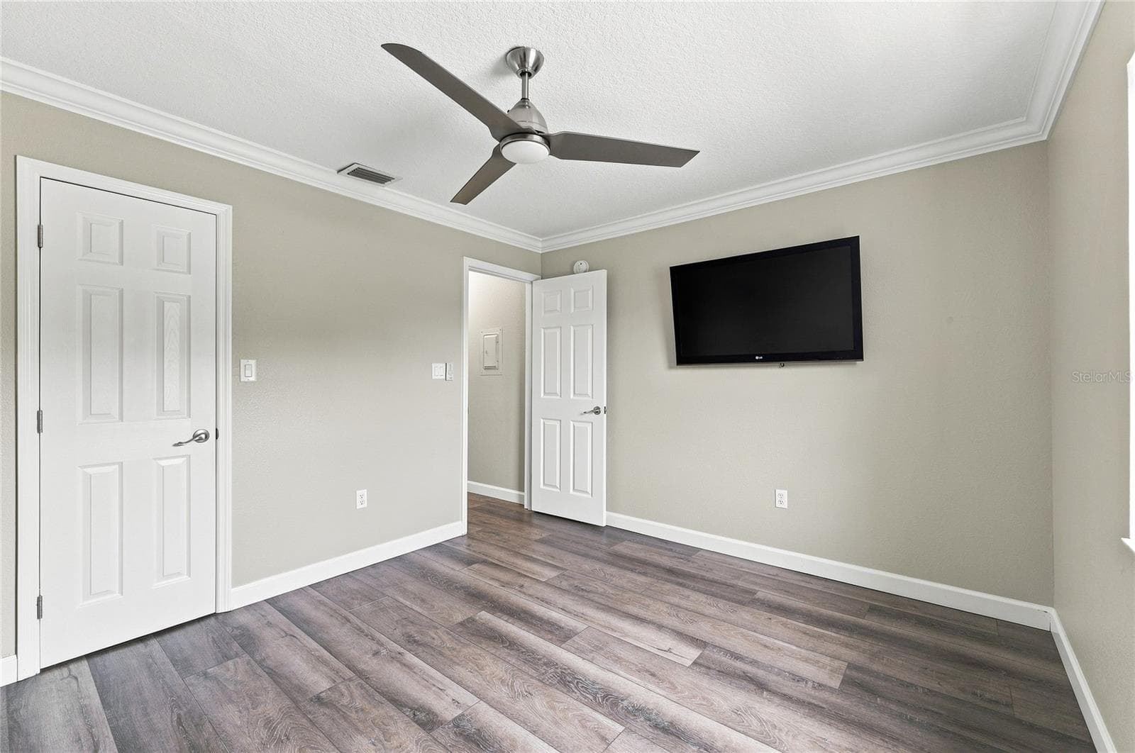 Condominium at 689 LAKE HOWARD DR NW #213, WINTER HAVEN, photo 37 of 66