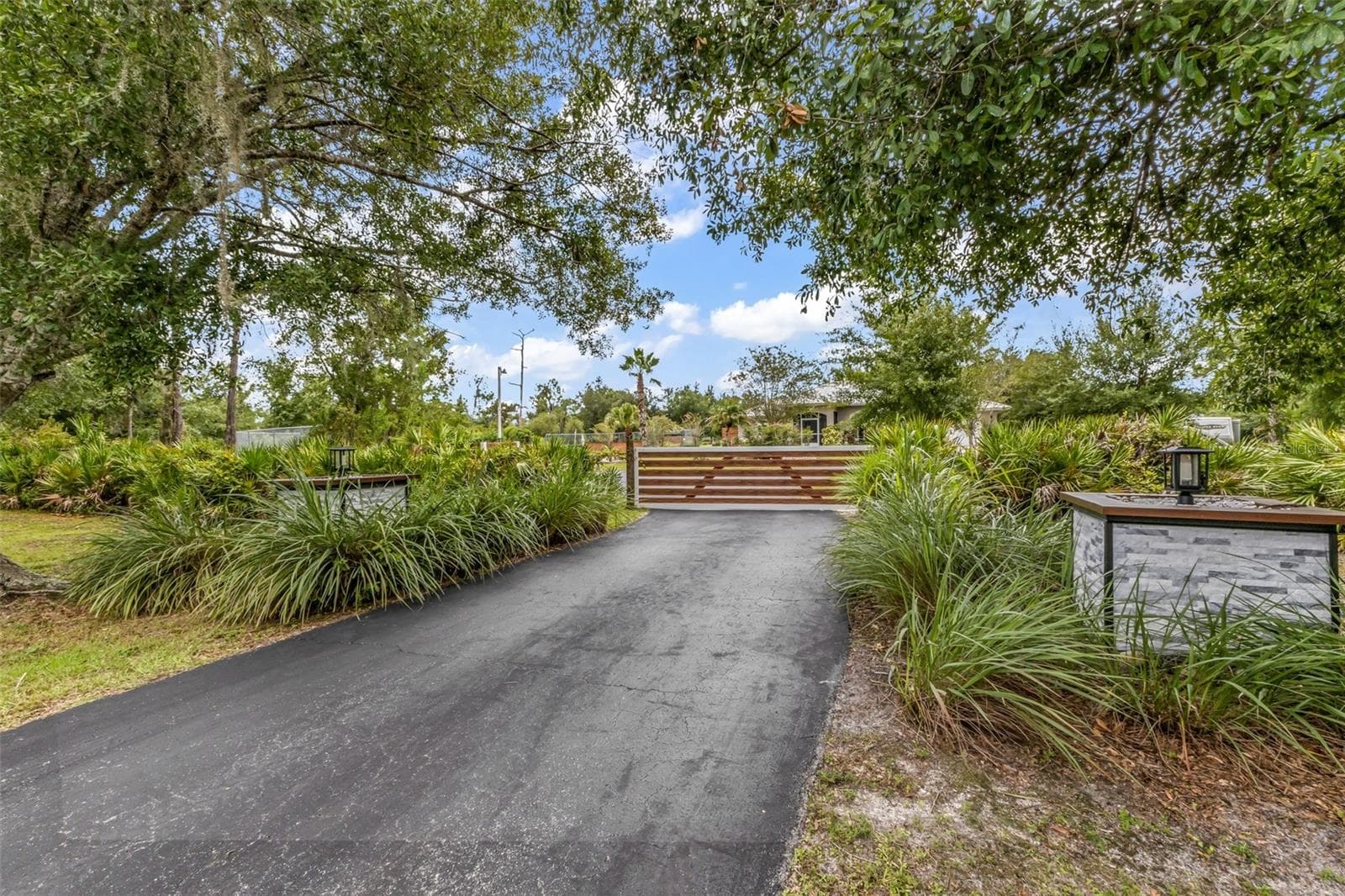 Single Family Residence at 29375 BRYAN WAY, PUNTA GORDA, photo 7 of 78
