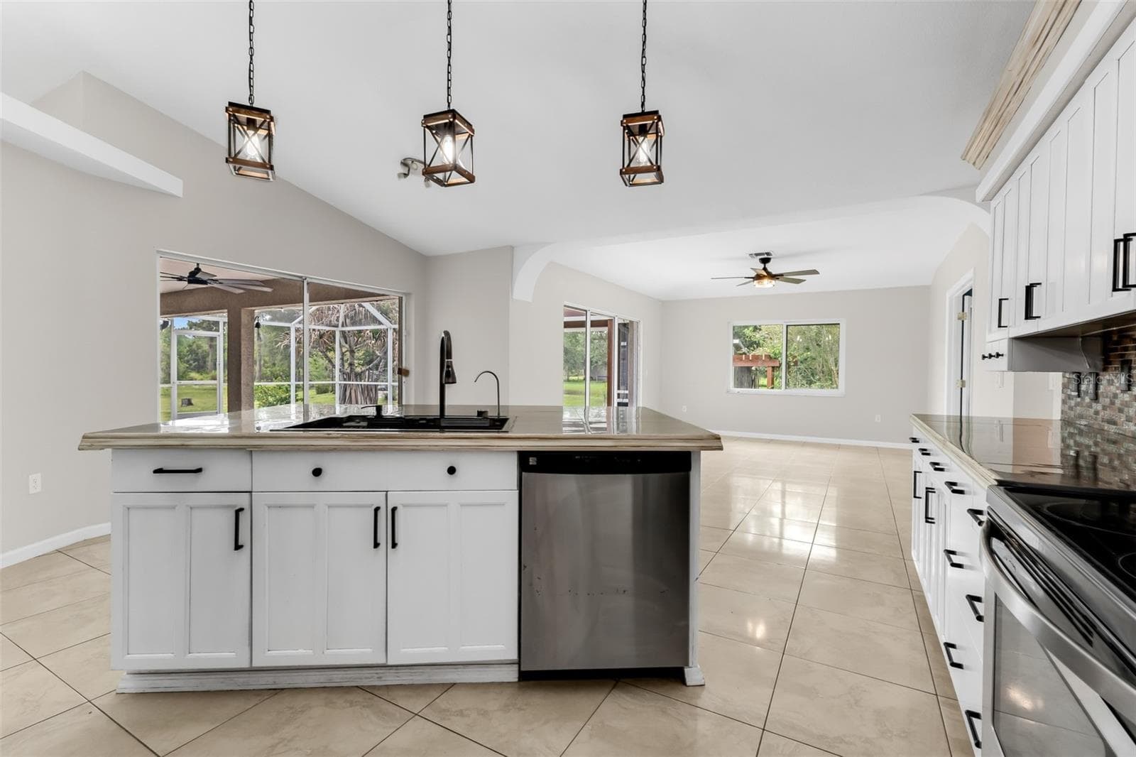 Single Family Residence at 29375 BRYAN WAY, PUNTA GORDA, photo 25 of 78