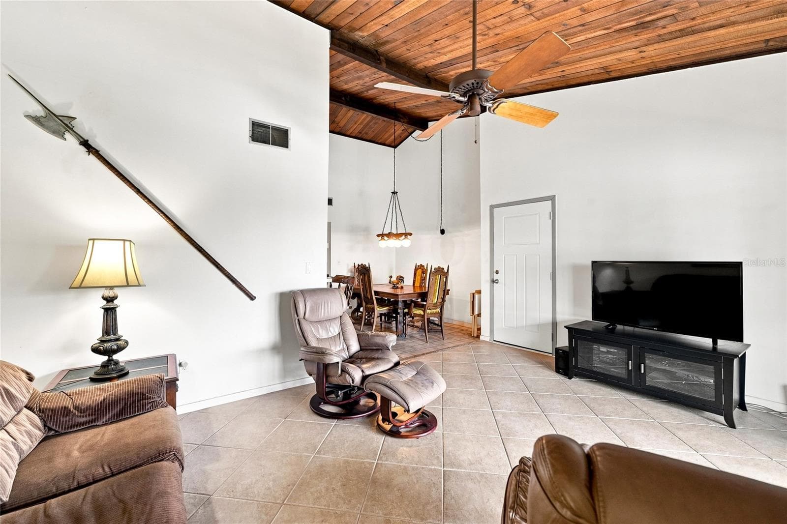 Condominium at 501 PLAZA SEVILLE CT #2, TREASURE ISLAND, photo 7 of 48